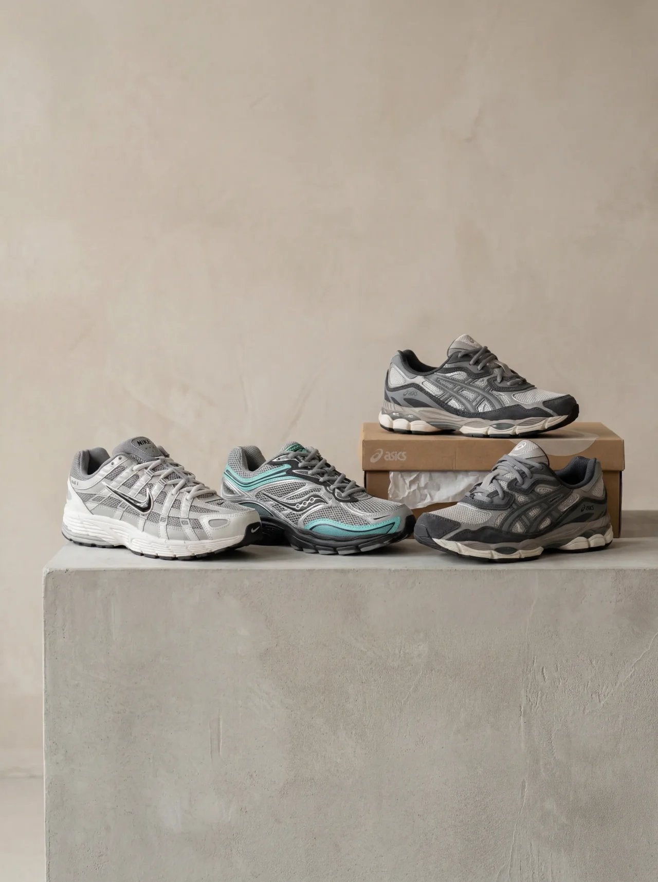 FOOTWEAR