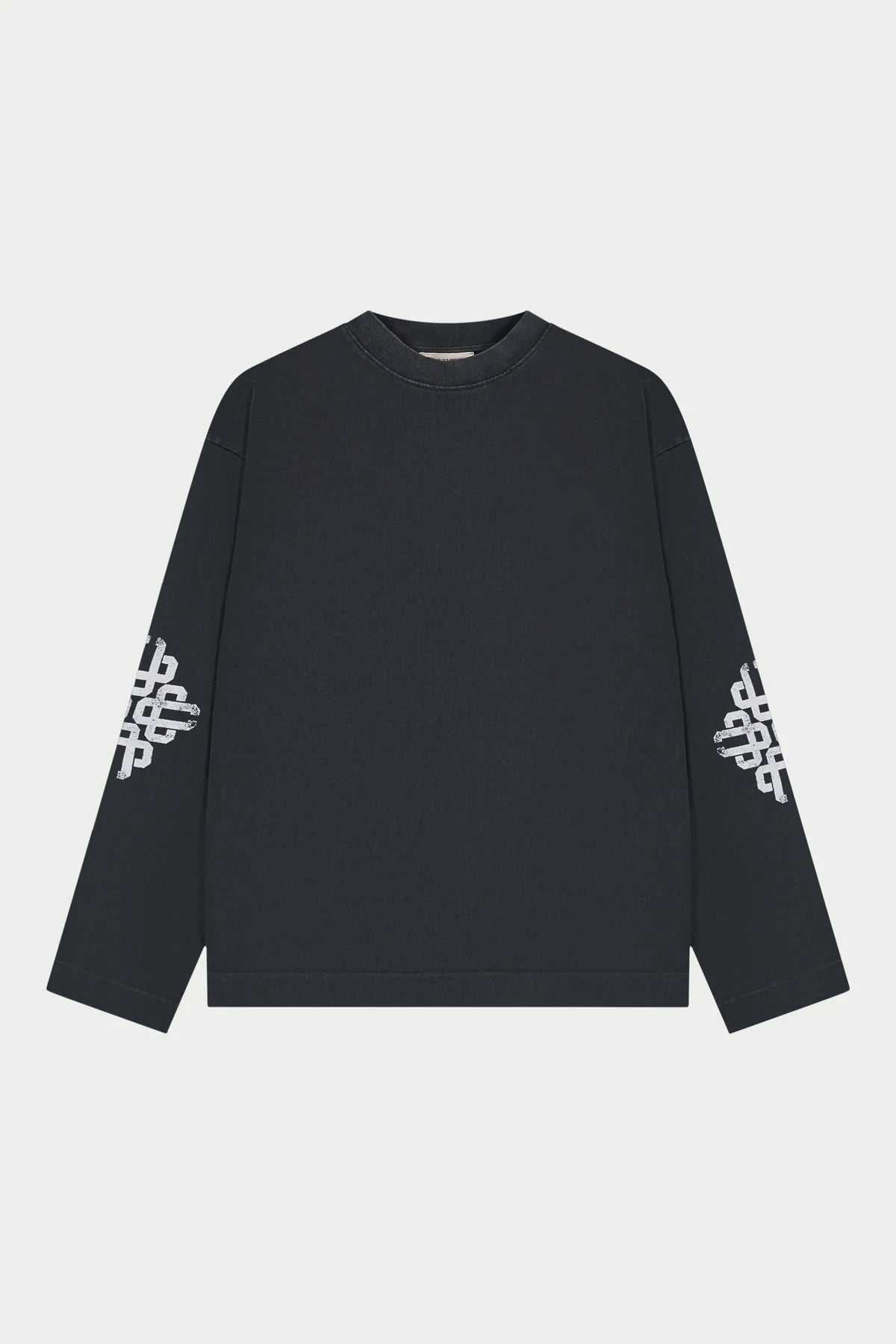 THE COUTURE CLUB WASHED EMBLEM PRINT LONG SLEEVE T-SHIRT - WASHED BLACK