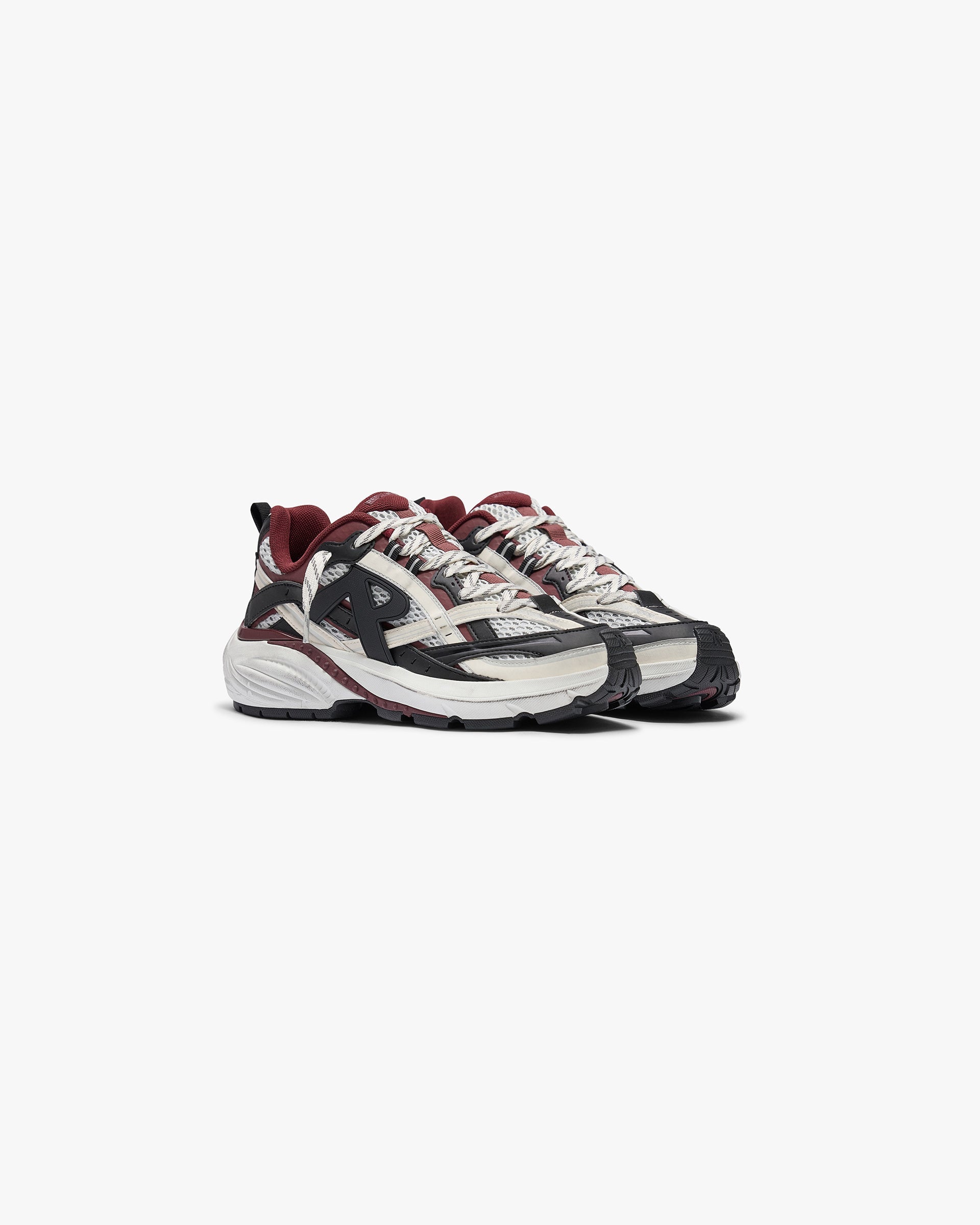 STORM RUNNER DISTRESSED MAROON