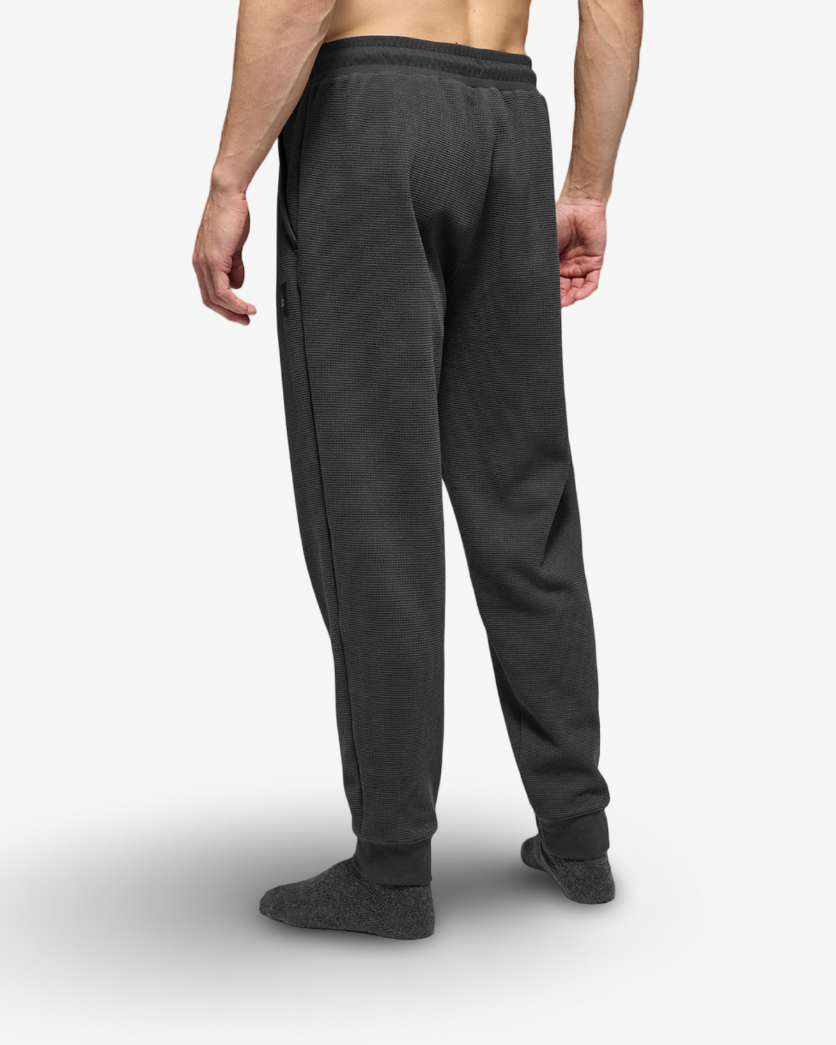ALO WAFFLE LOUNGE CREW NECK CUFFED TRACKSUIT IN ANTHRACITE