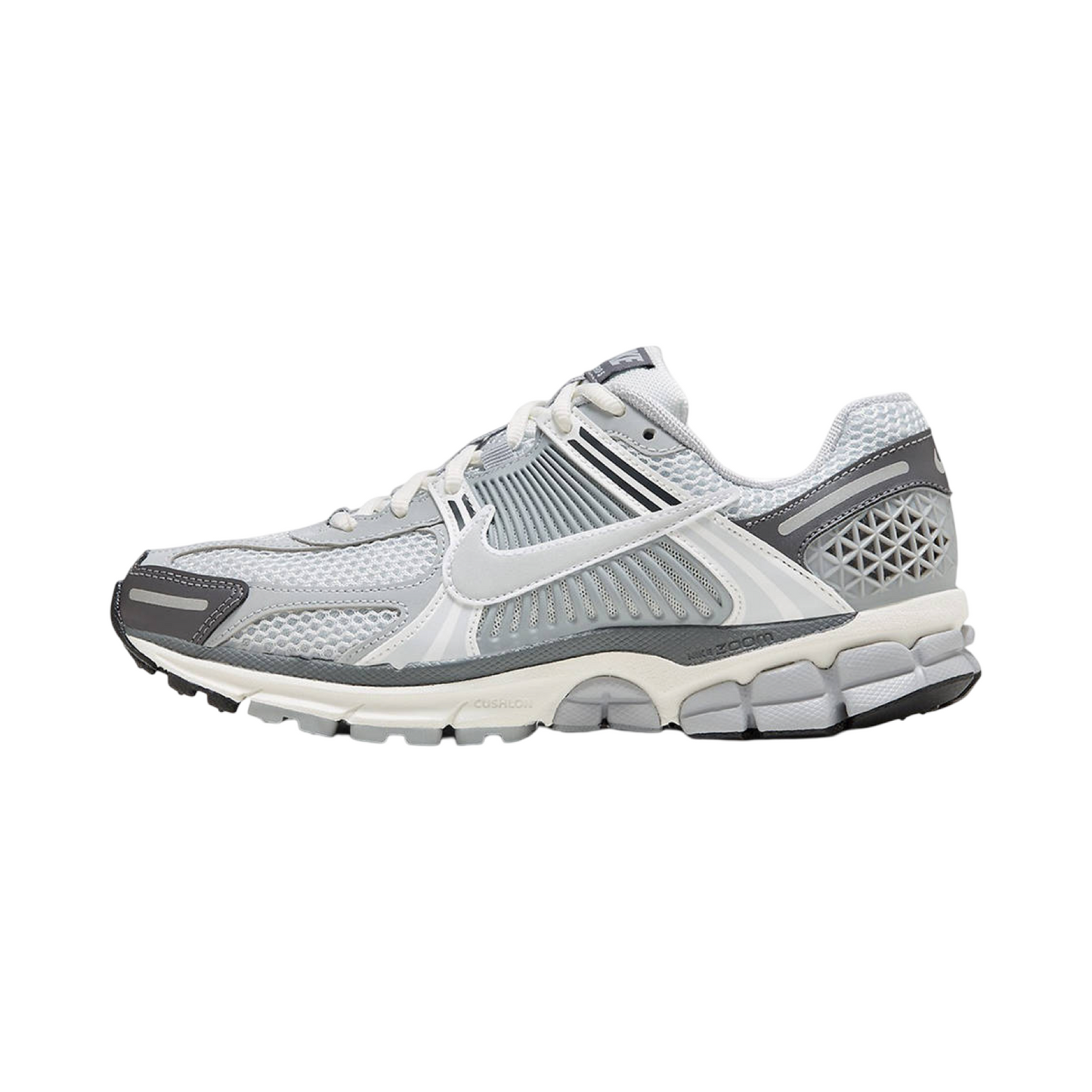 NIKE VOMERO 5