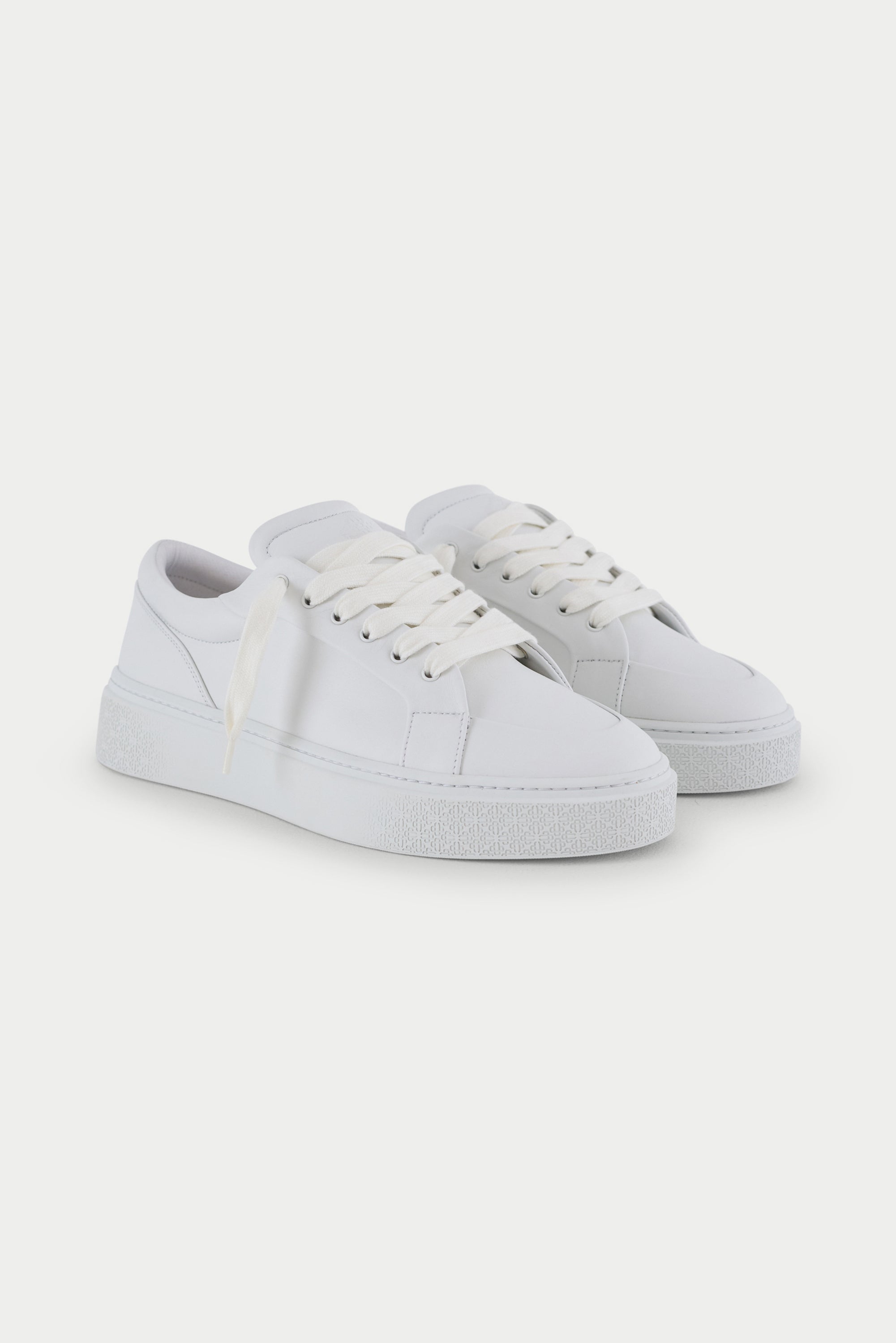 THE COUTURE CLUB AXIS SNEAKER - CHALK WHITE