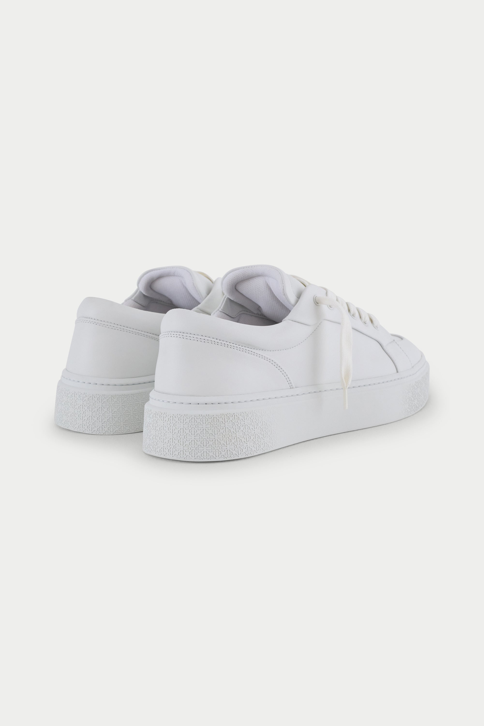 THE COUTURE CLUB AXIS SNEAKER - CHALK WHITE