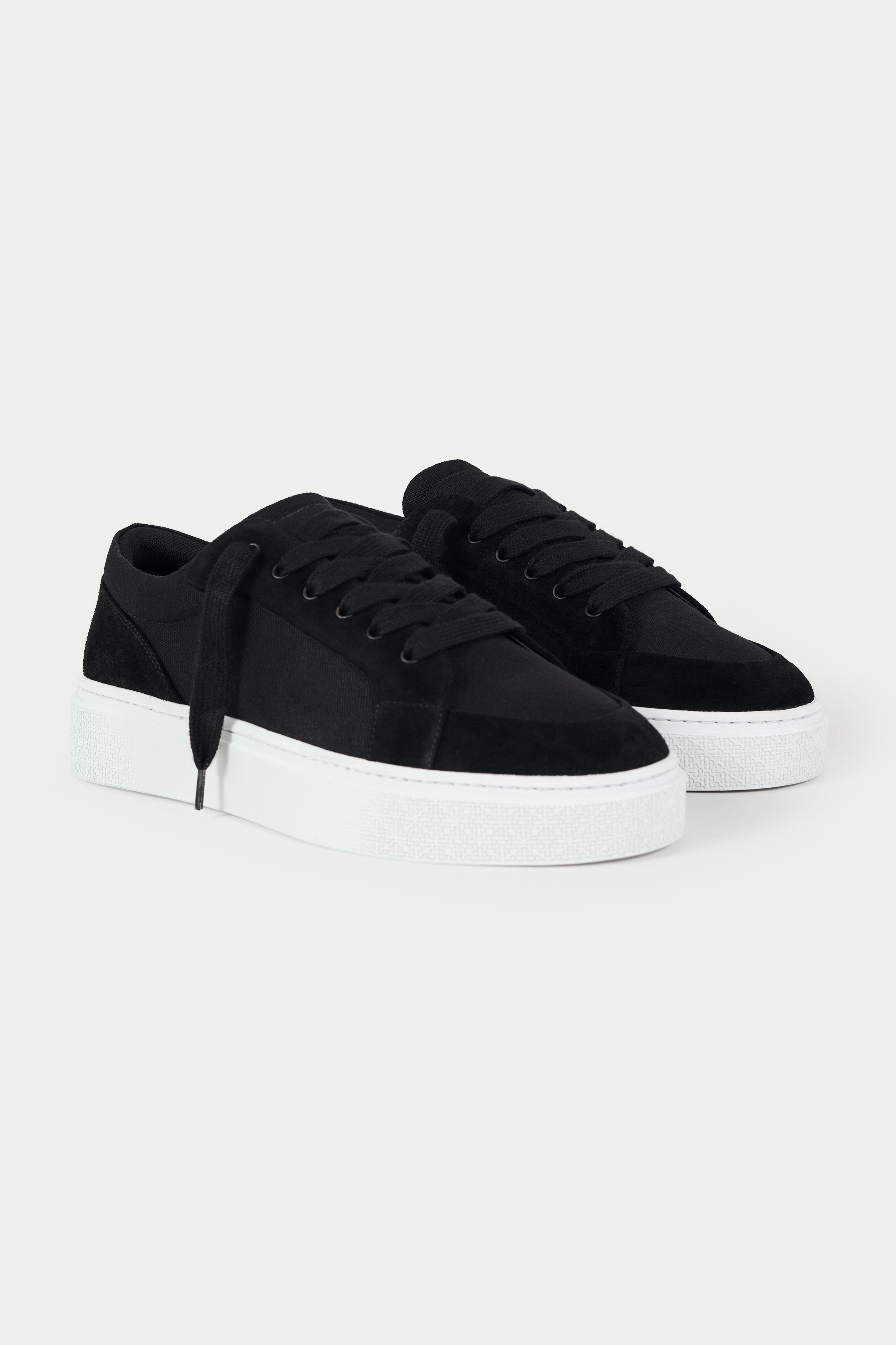 THE COUTURE CLUB AXIS SNEAKER - BLACK