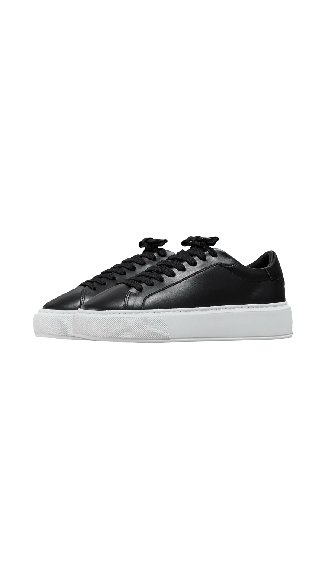 ARNE ESSENTIAL LEATHER TRAINER