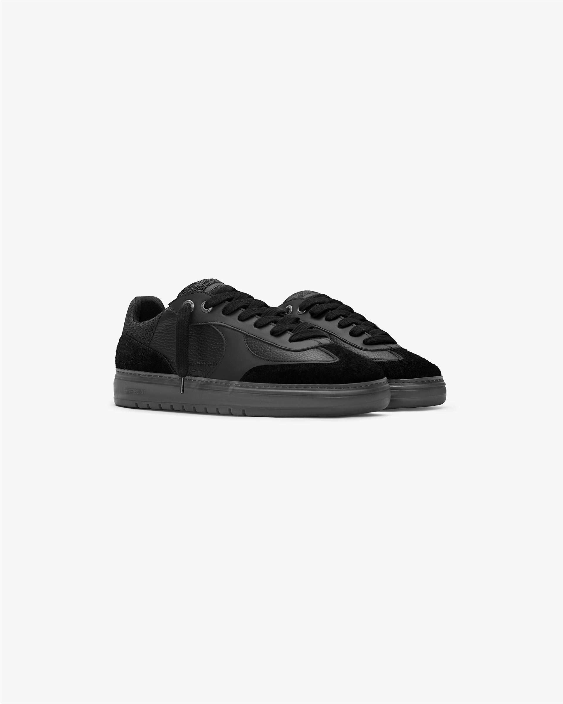 VIRTUS OFF BLACK