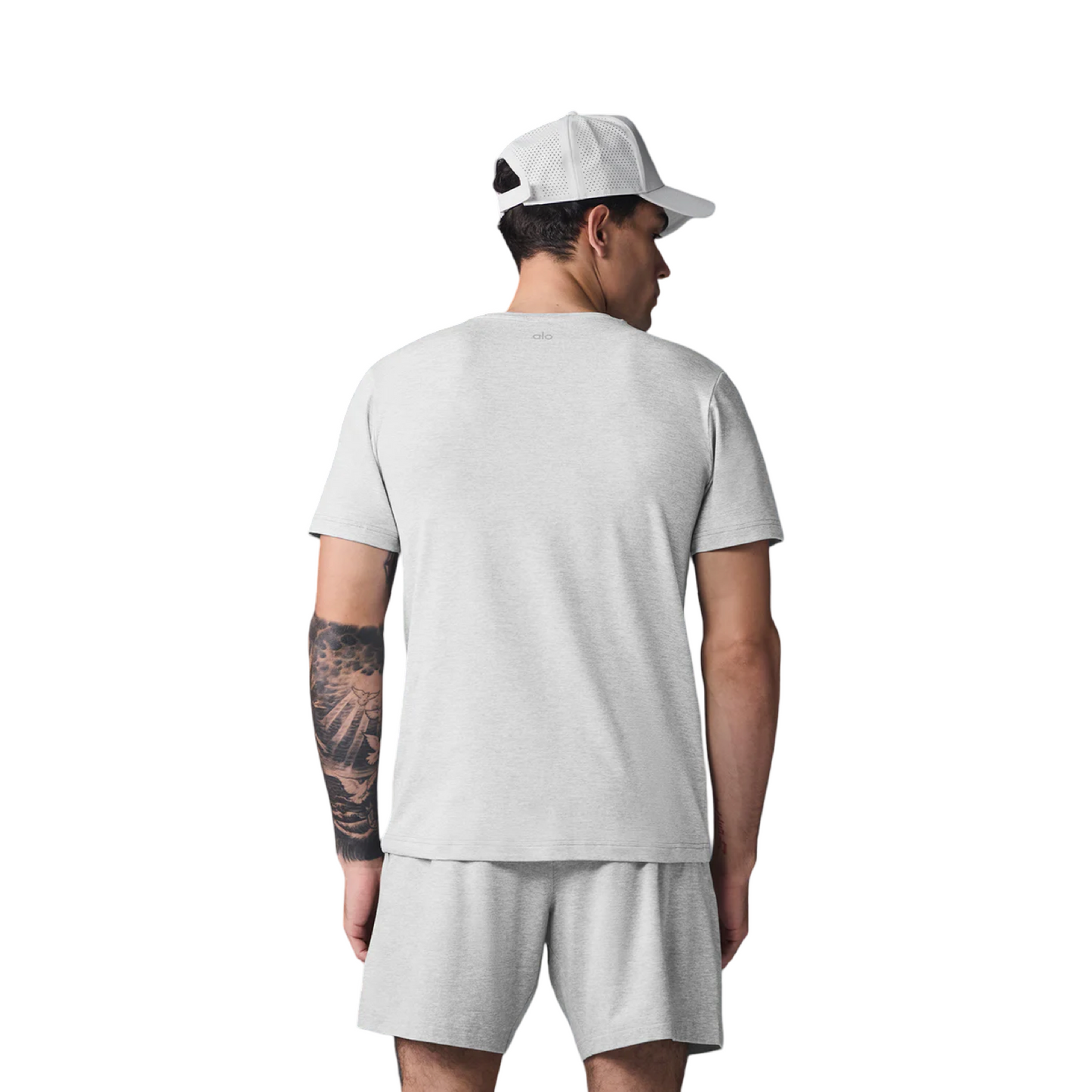 ALO ATHLETIC SHORTS & T-SHIRT SET