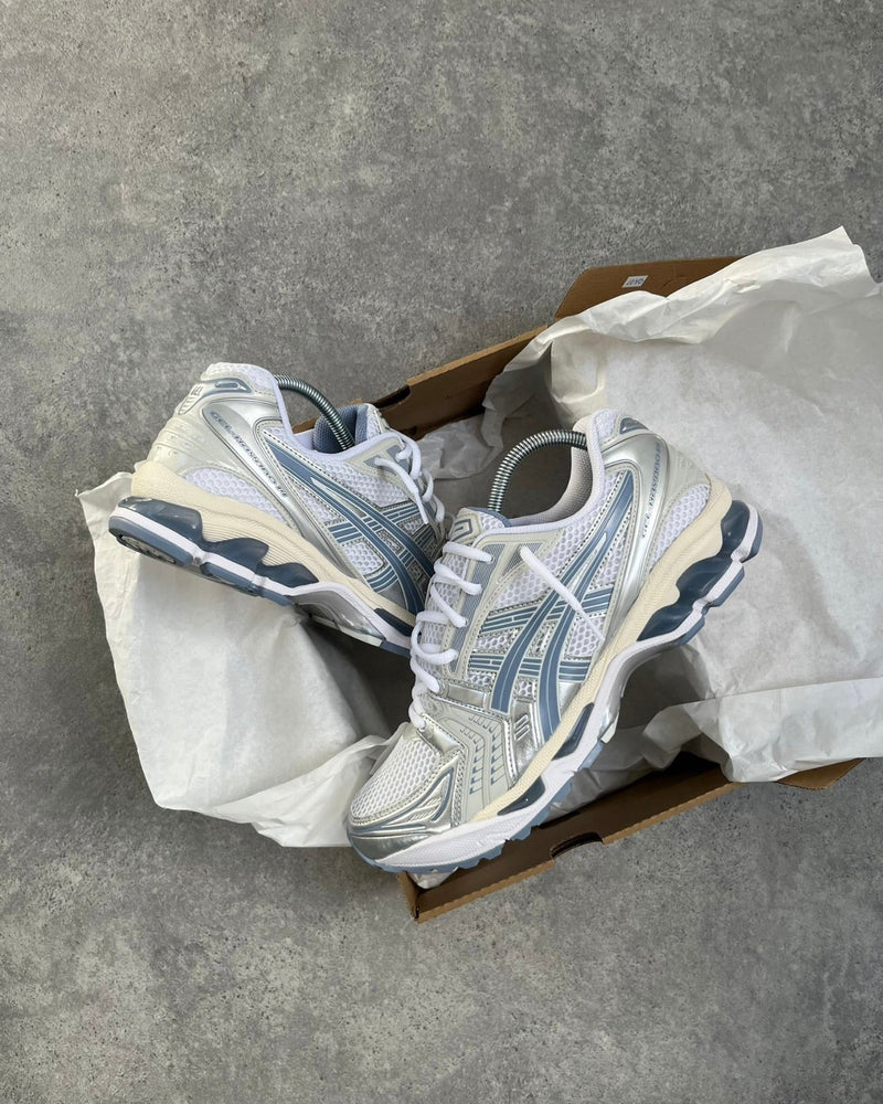 ASICS