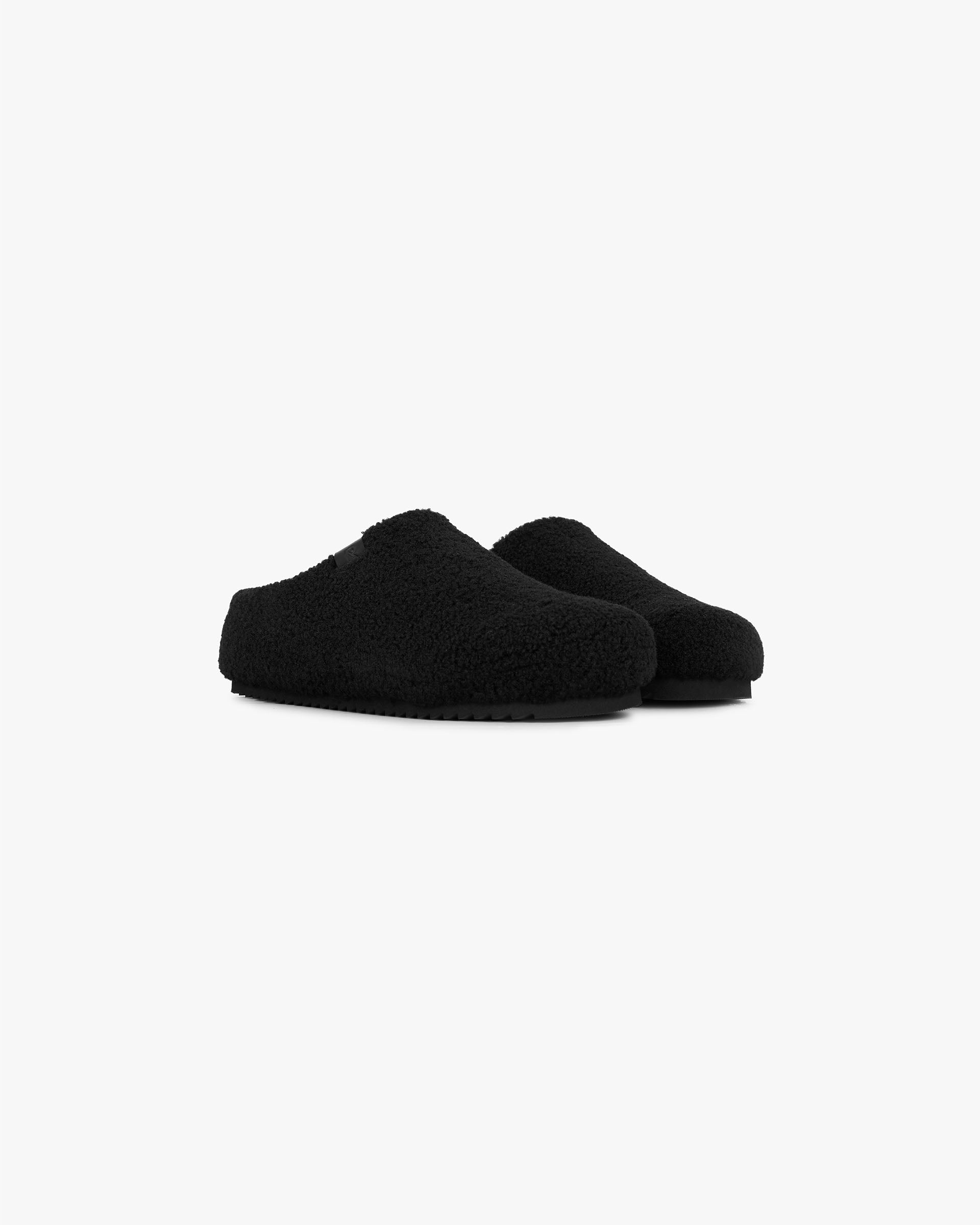 FLUFFY MULE - BLACK