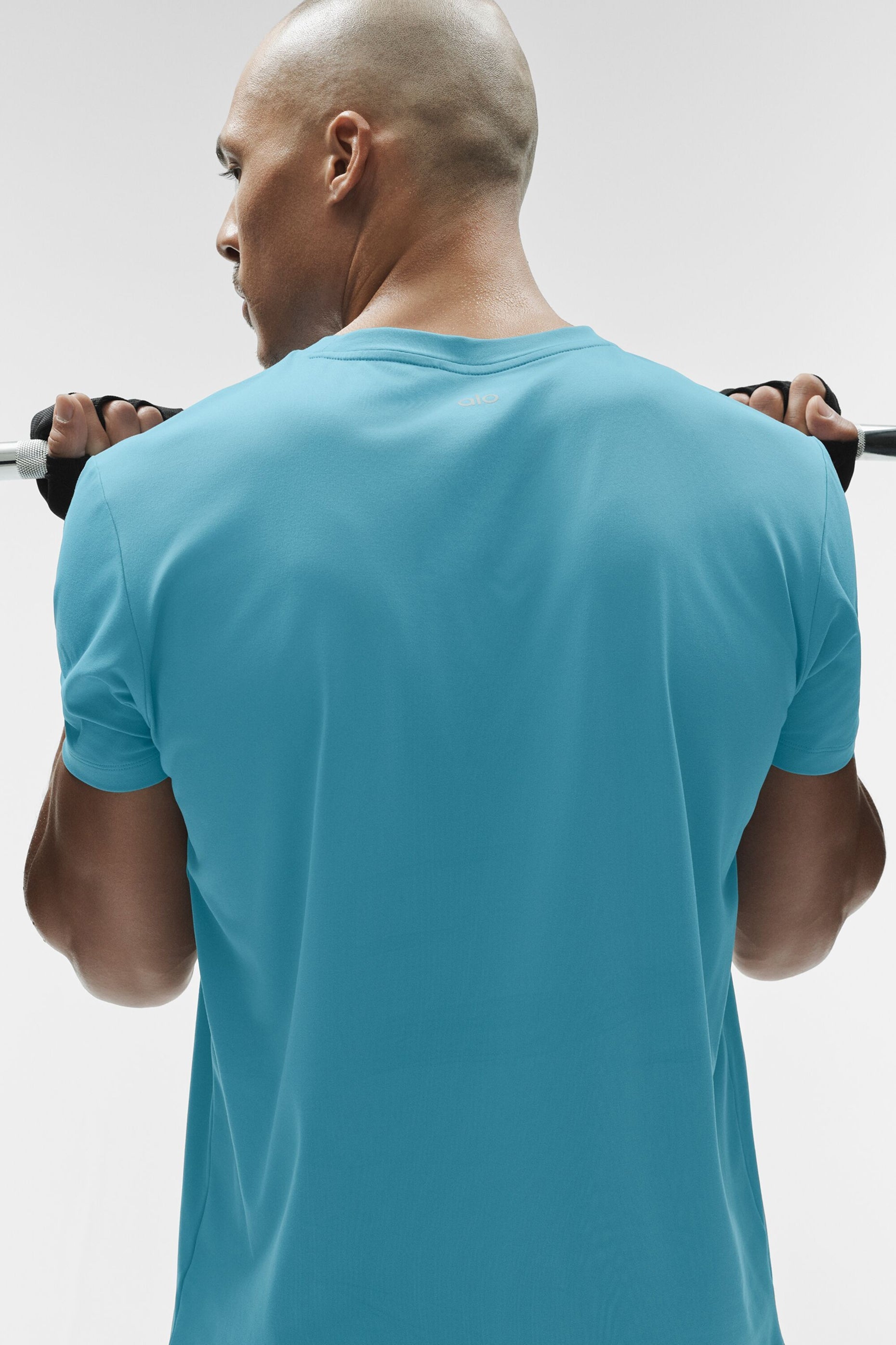 Alo Conquer Reform Crewneck Short Sleeve - Blue Breeze