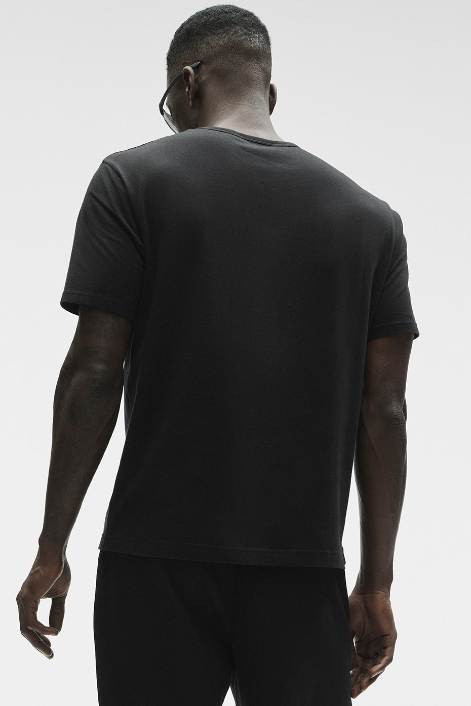 Alo Essential Short Sleeve Street Tee - Black