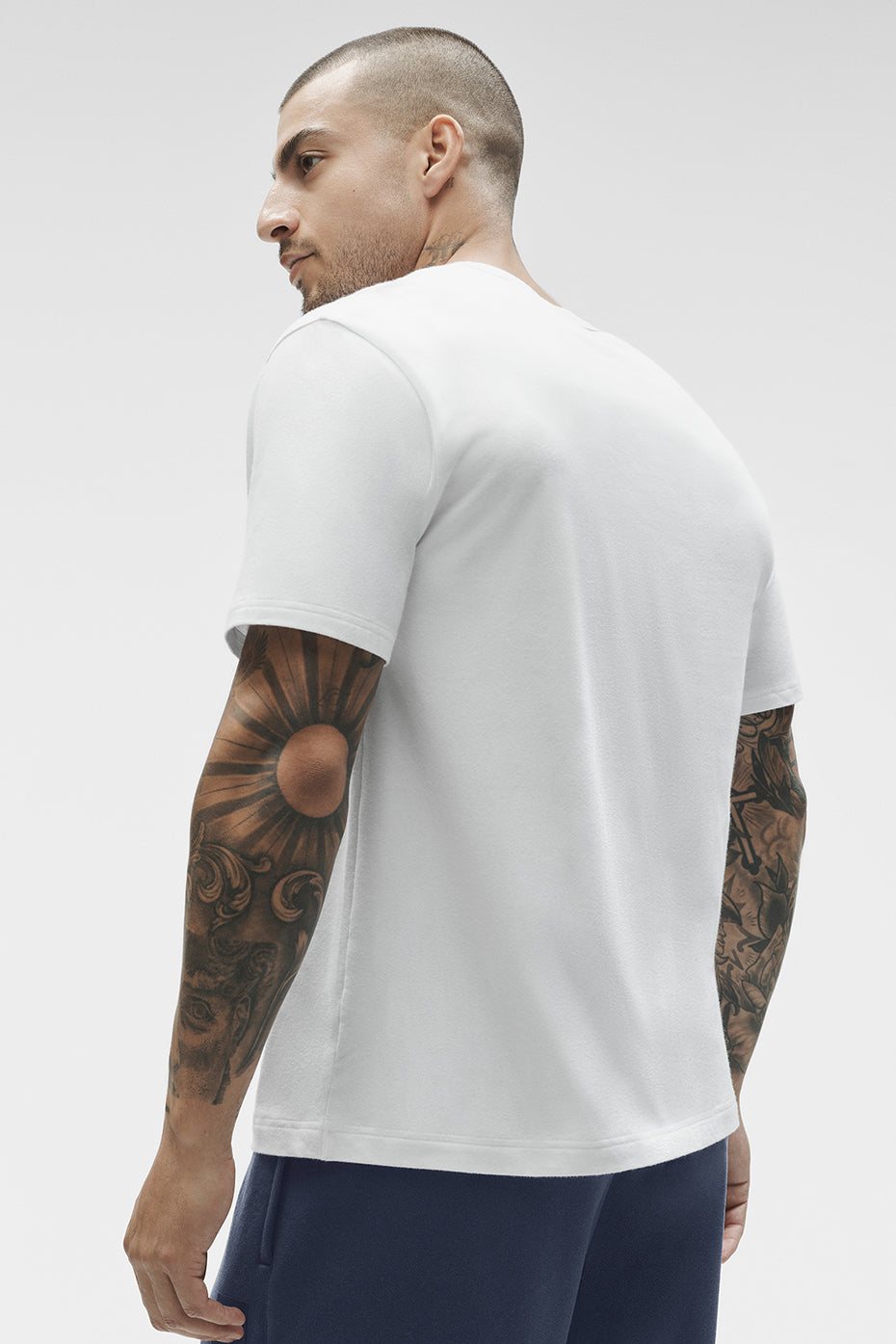 Alo Essential Short Sleeve Street Tee - White