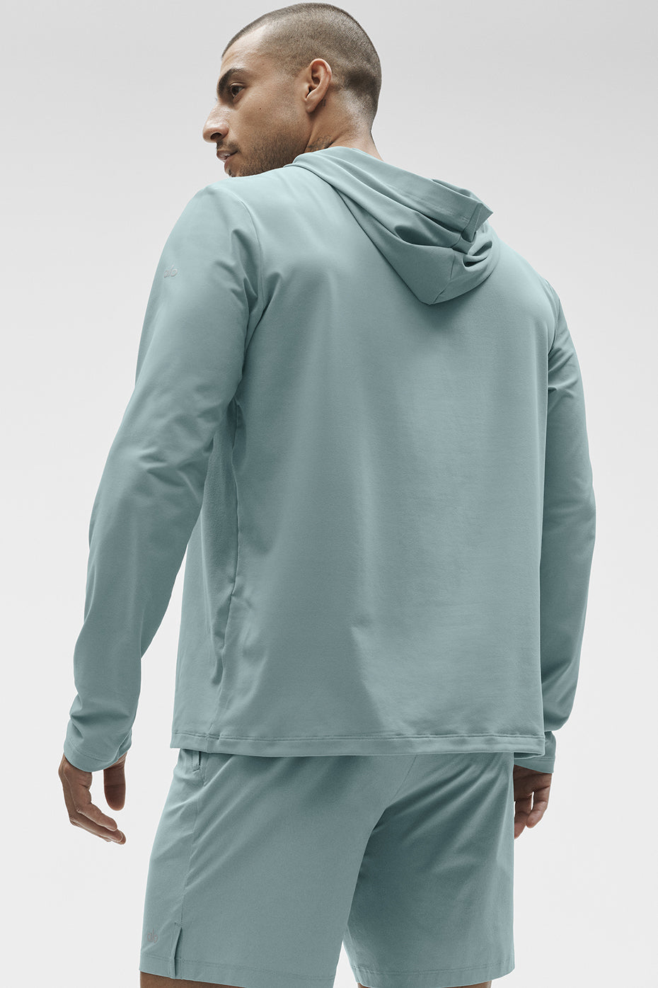 Alo Conquer Reform Long Sleeve With Hood - Desert Sage