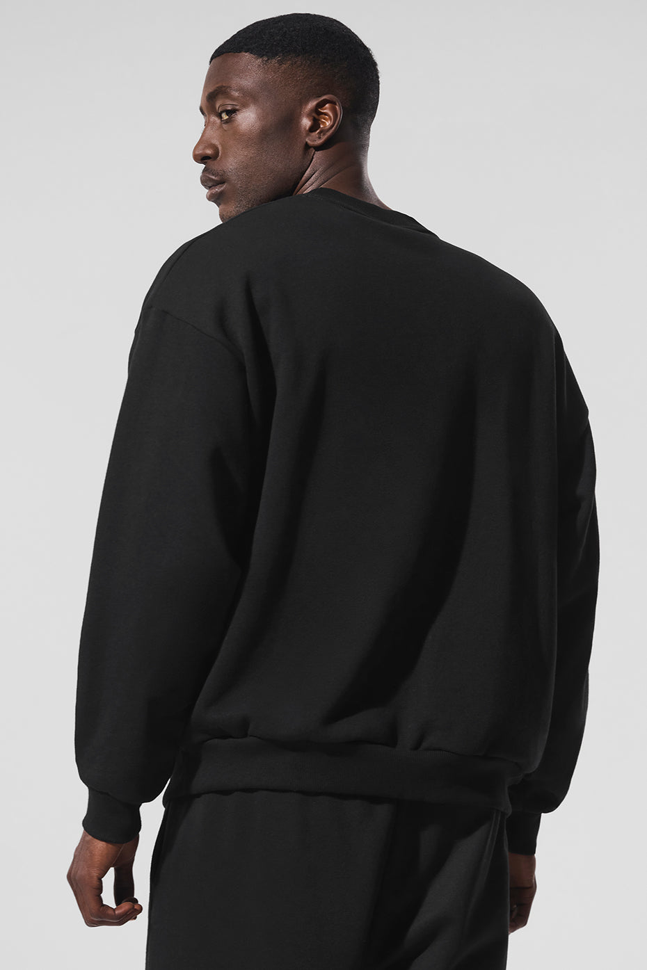 Alo Accolade Crewneck Pullover - Black
