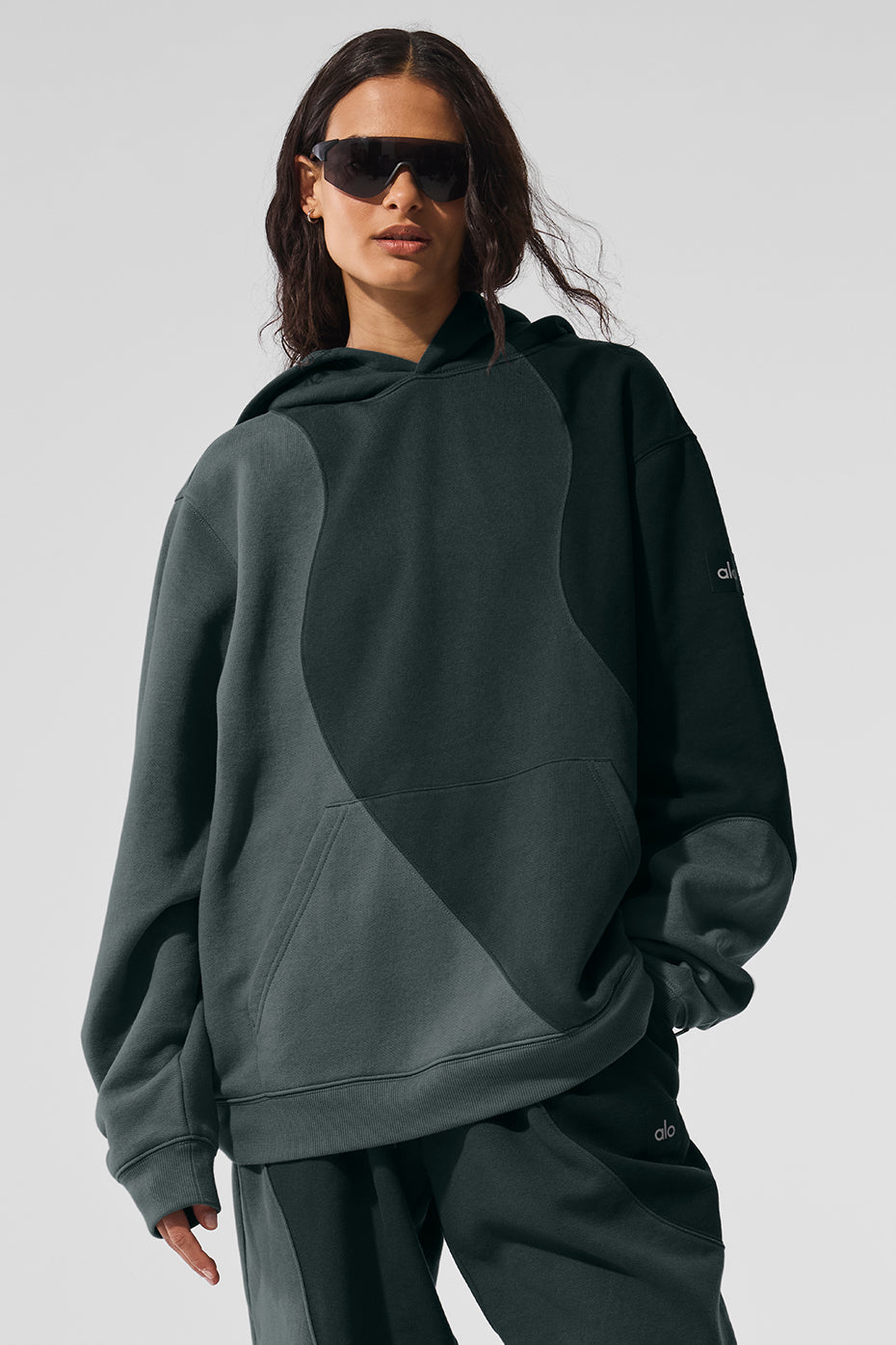 Alo Make Waves Hoodie - Charcoal Green Tonal