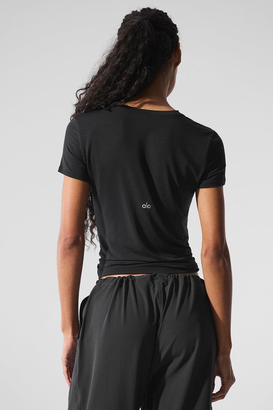 Alo All Day Short Sleeve - Black