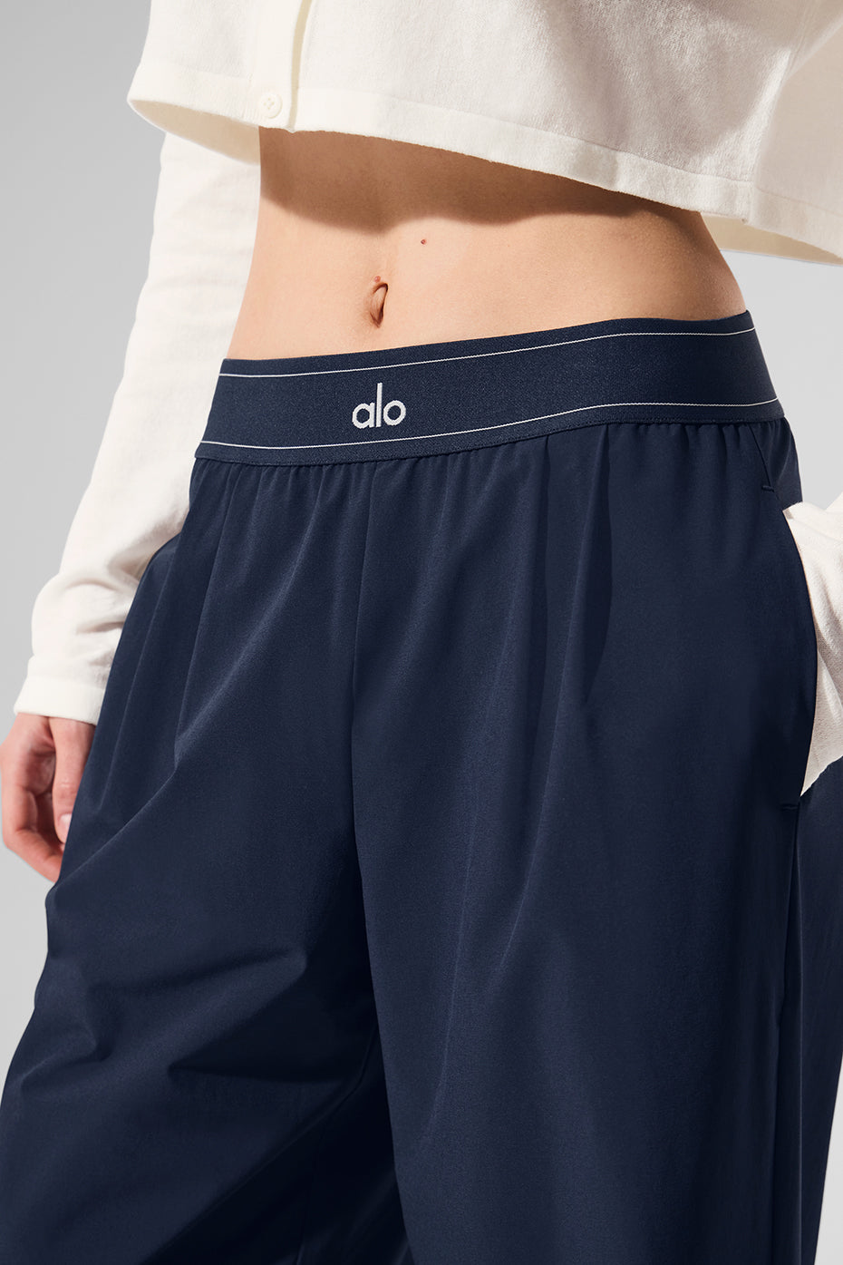 Alo Suit Up Trouser (Regular) - Navy
