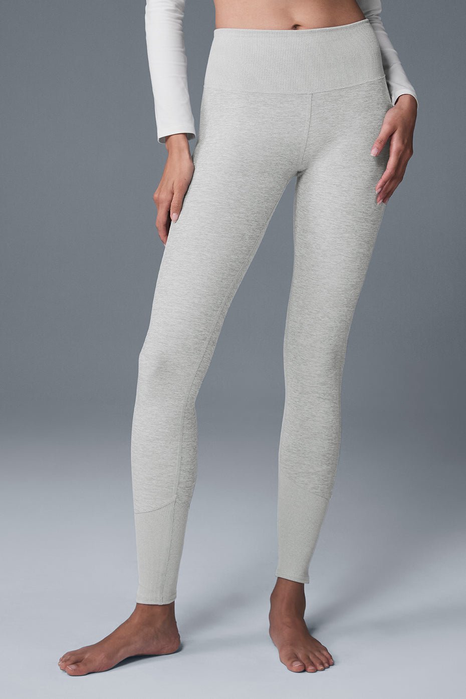Alo High-Waist Alosoft Lounge Legging - Athletic Heather Grey