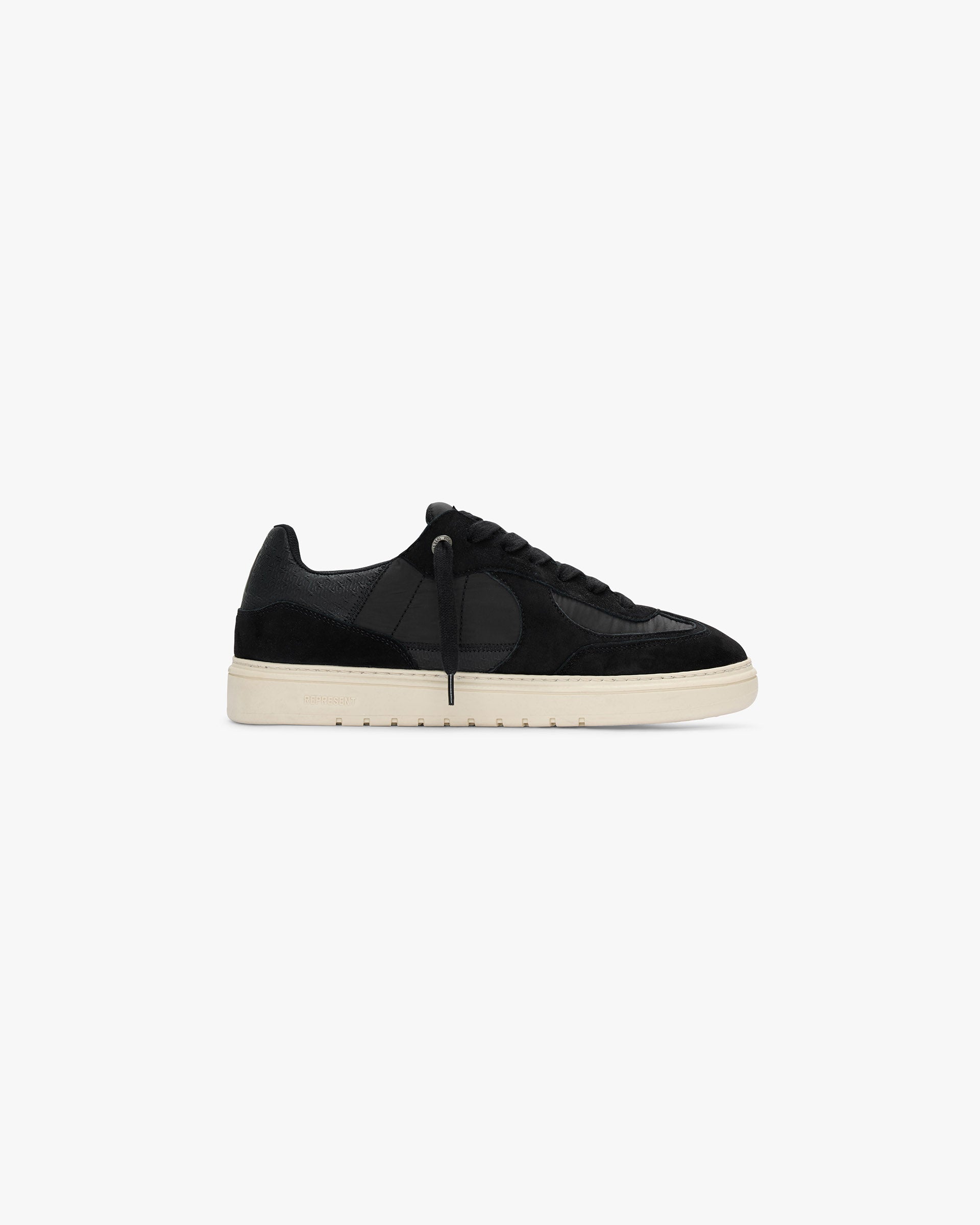 Virtus - Off Black