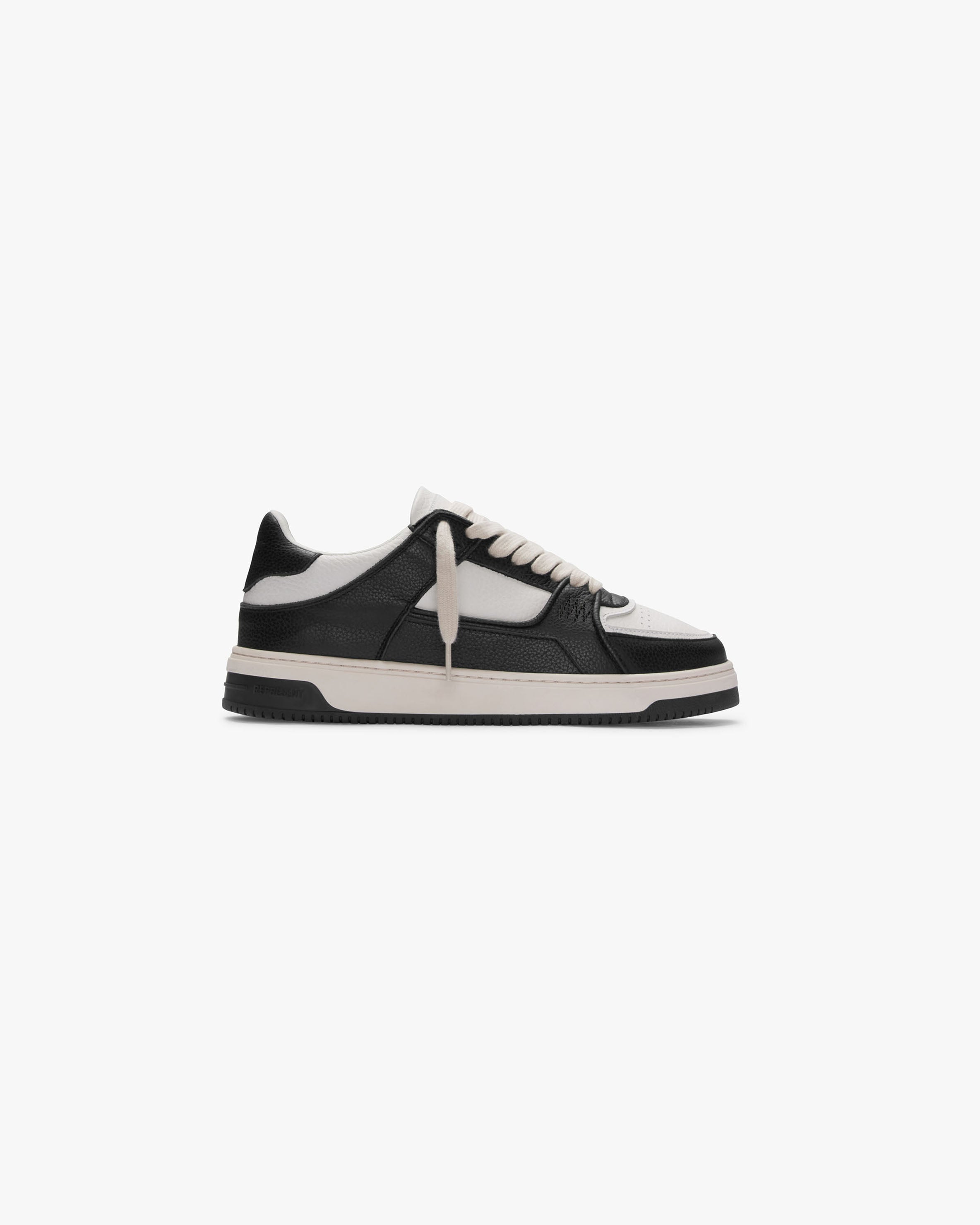 APEX BLACK VINTAGE WHITE trainer product image