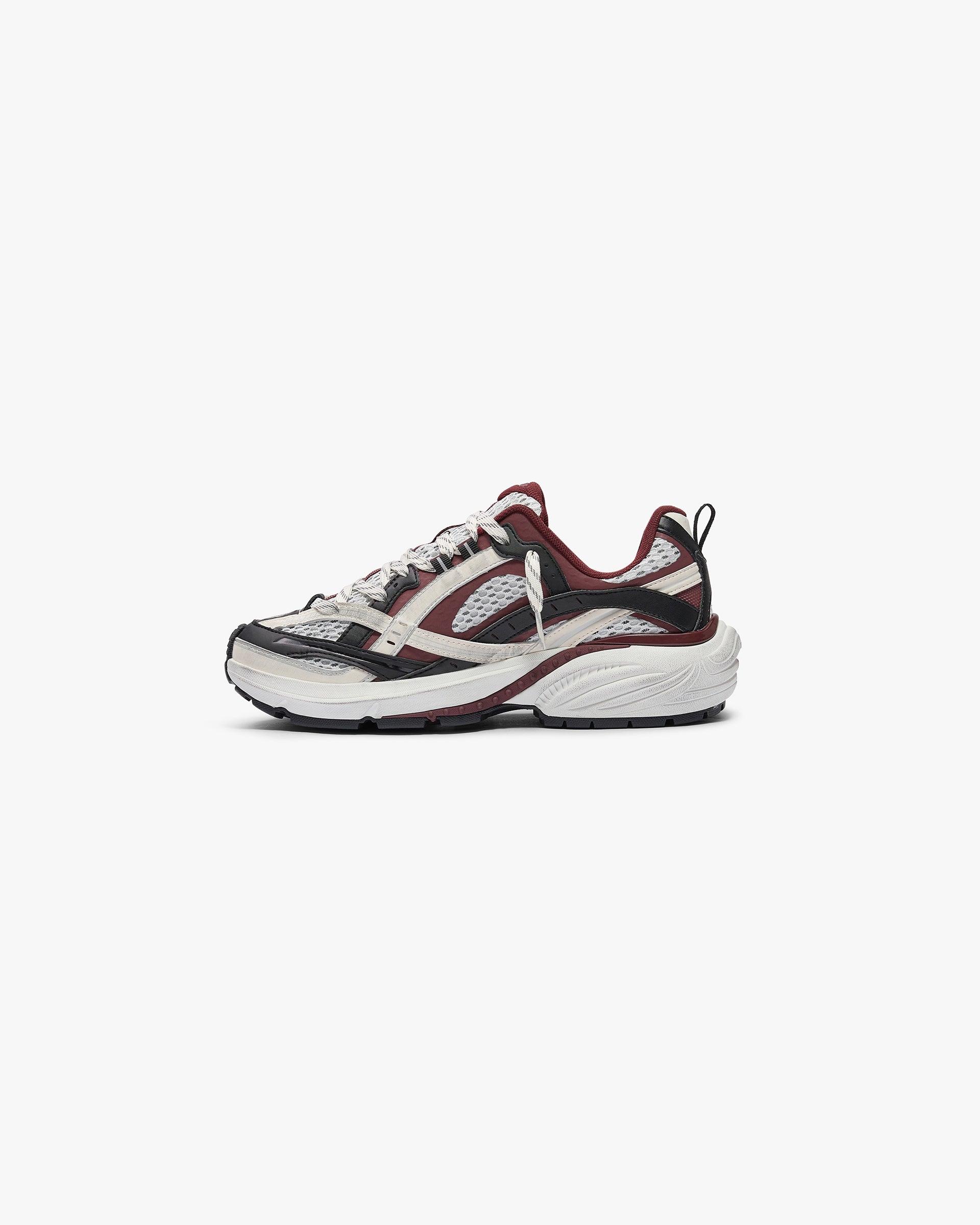 STORM RUNNER DISTRESSED MAROON