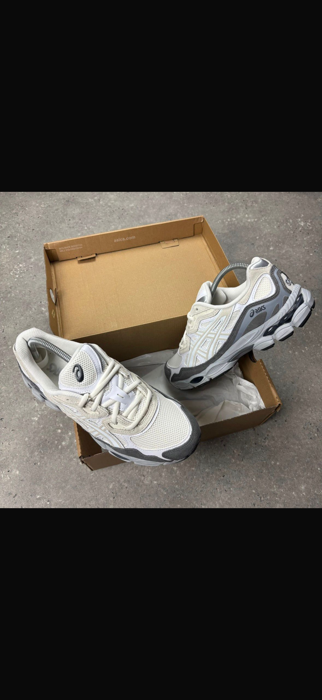 ASICS NYC WHITE/CREAM
