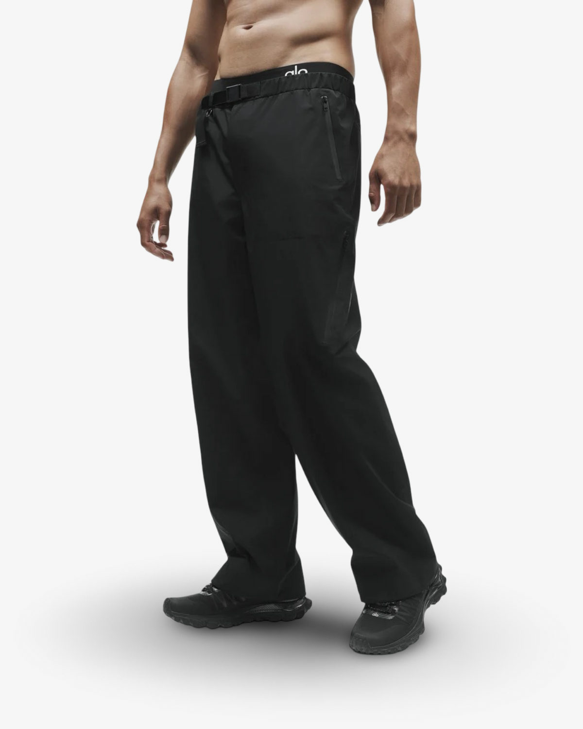 ALO ALPHA SHELL TRACKSUIT IN BLACK