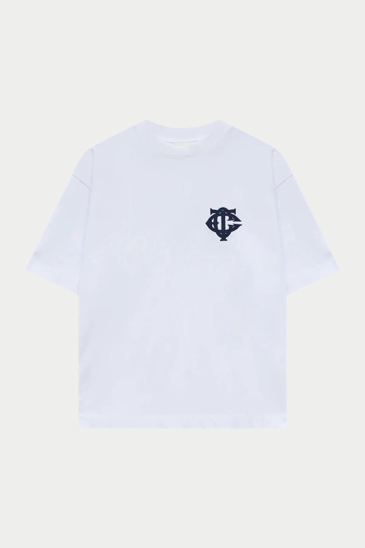 THE COUTURE CLUB APPLIQUE MONOGRAM EMBLEM T-SHIRT - WHITE/NAVY
