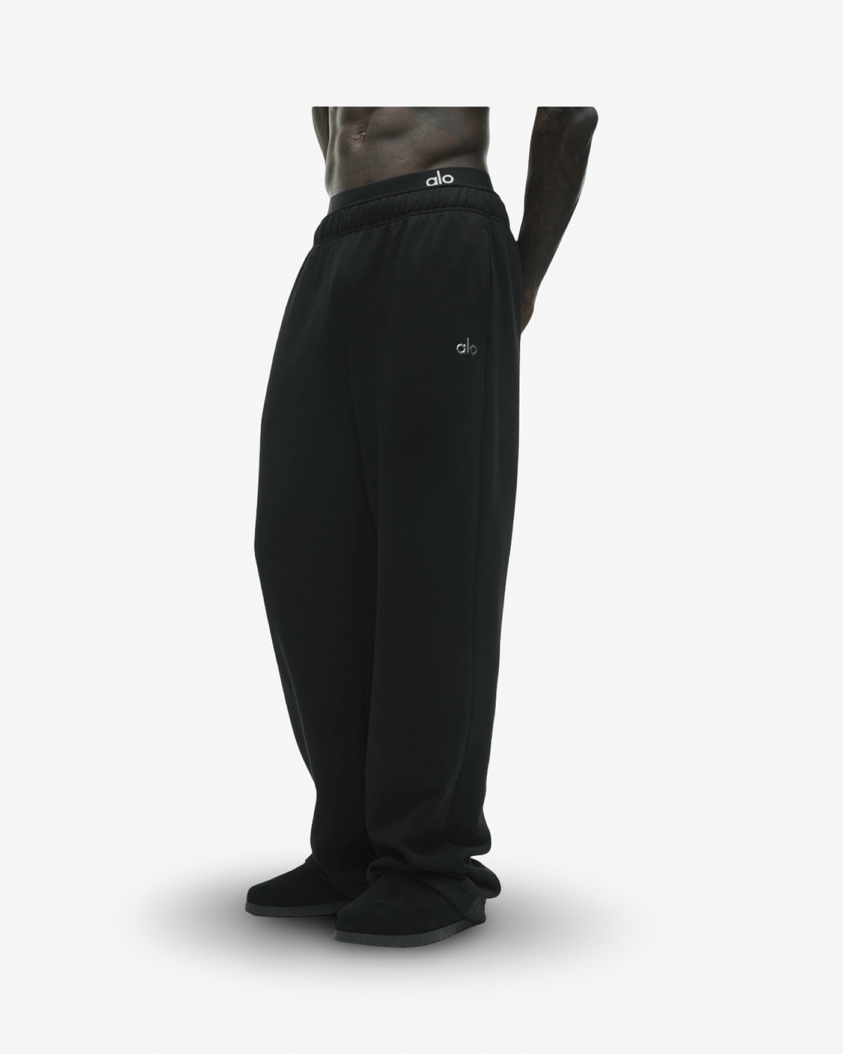 Alo Accolade 1/4 zip pullover & joggers black
