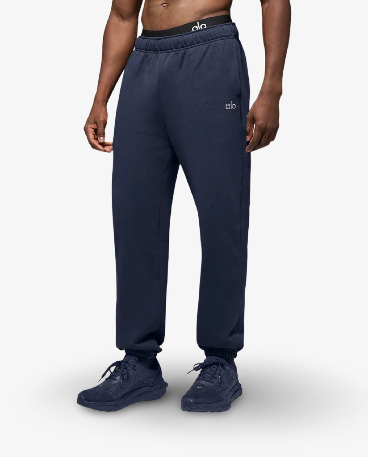 ALO ACCOLADE CUFFED JOGGERS IN NAVY