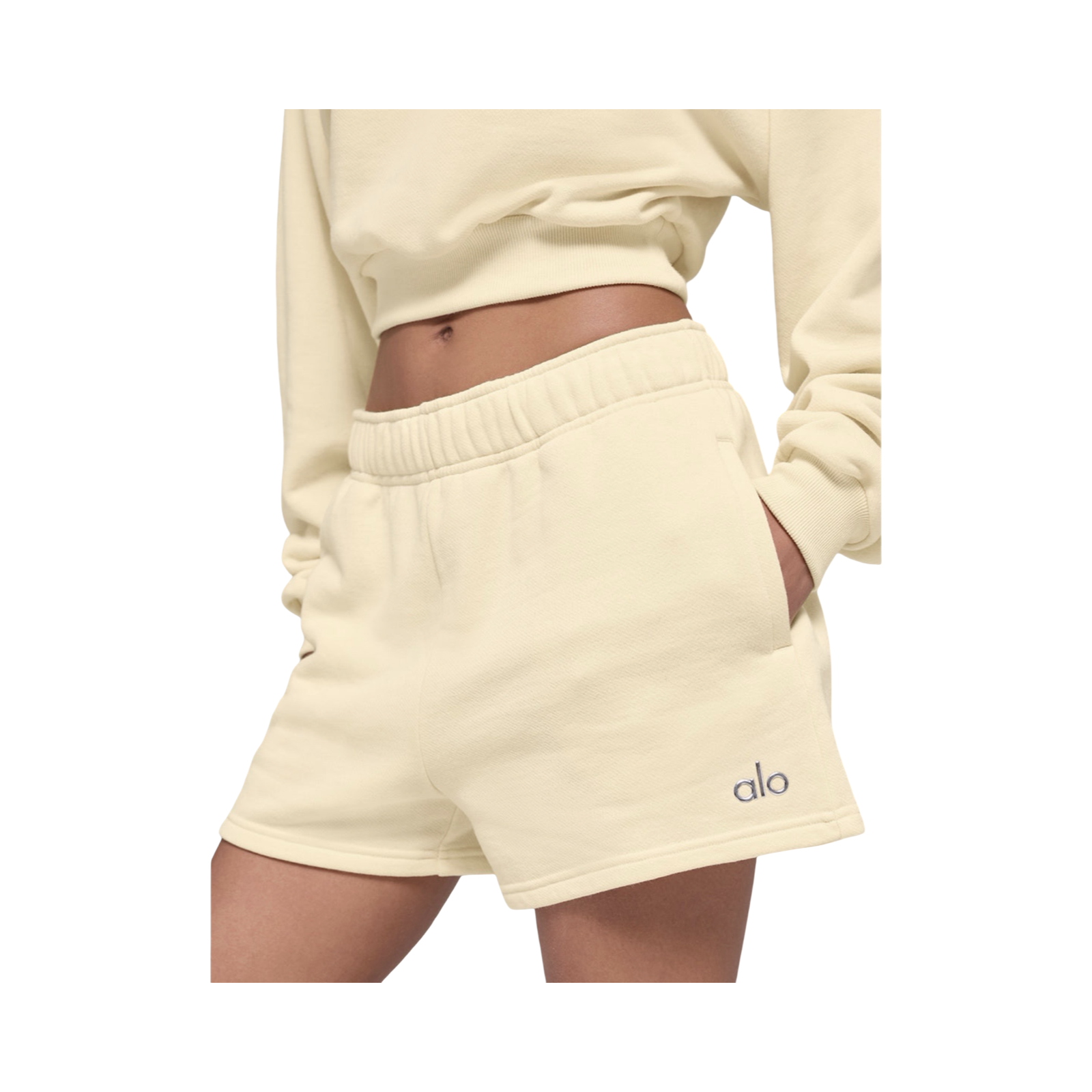 ACCOLADE SHORTS IN CANDLELIGHT YELLOW
