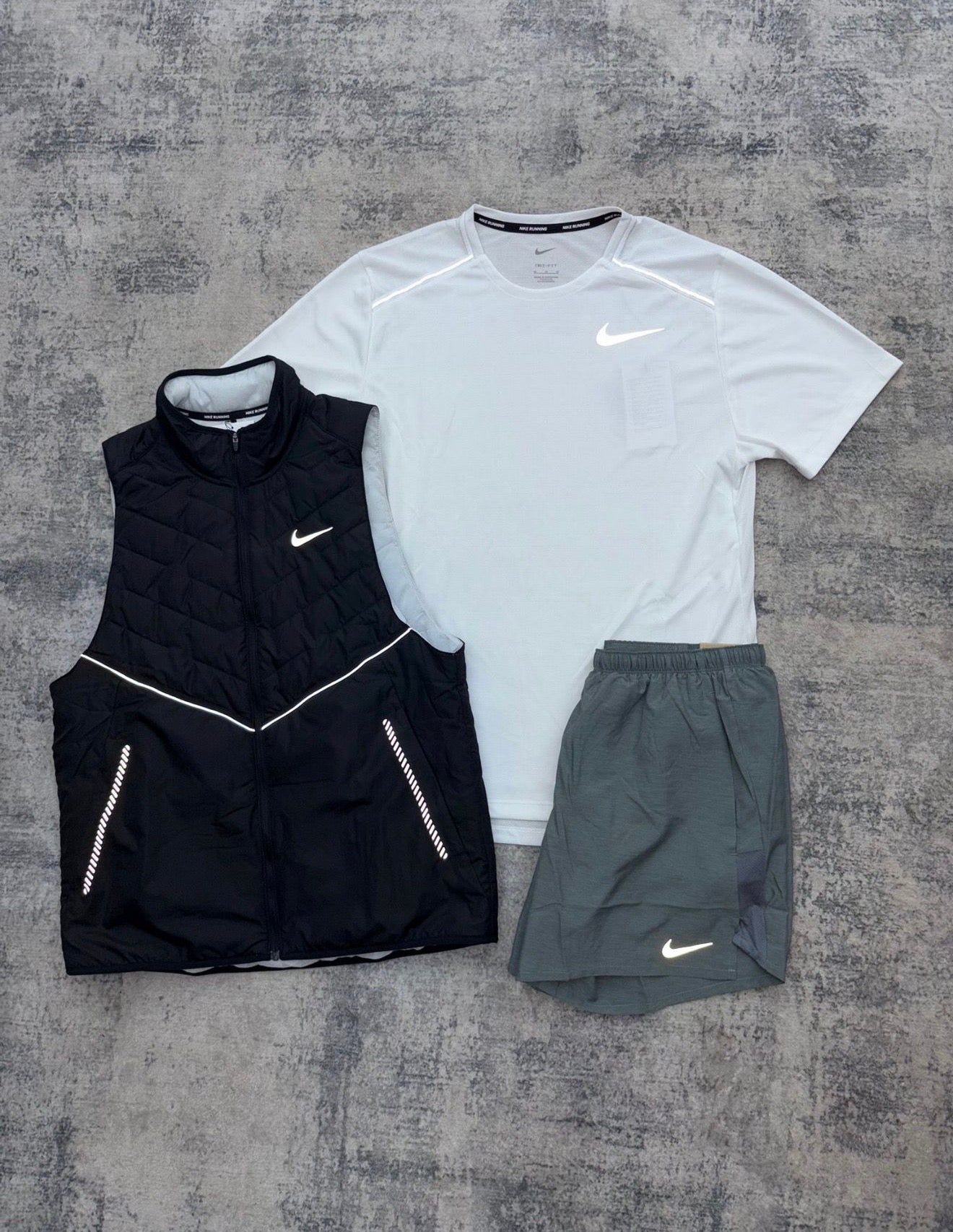 NIKE TRIO SET