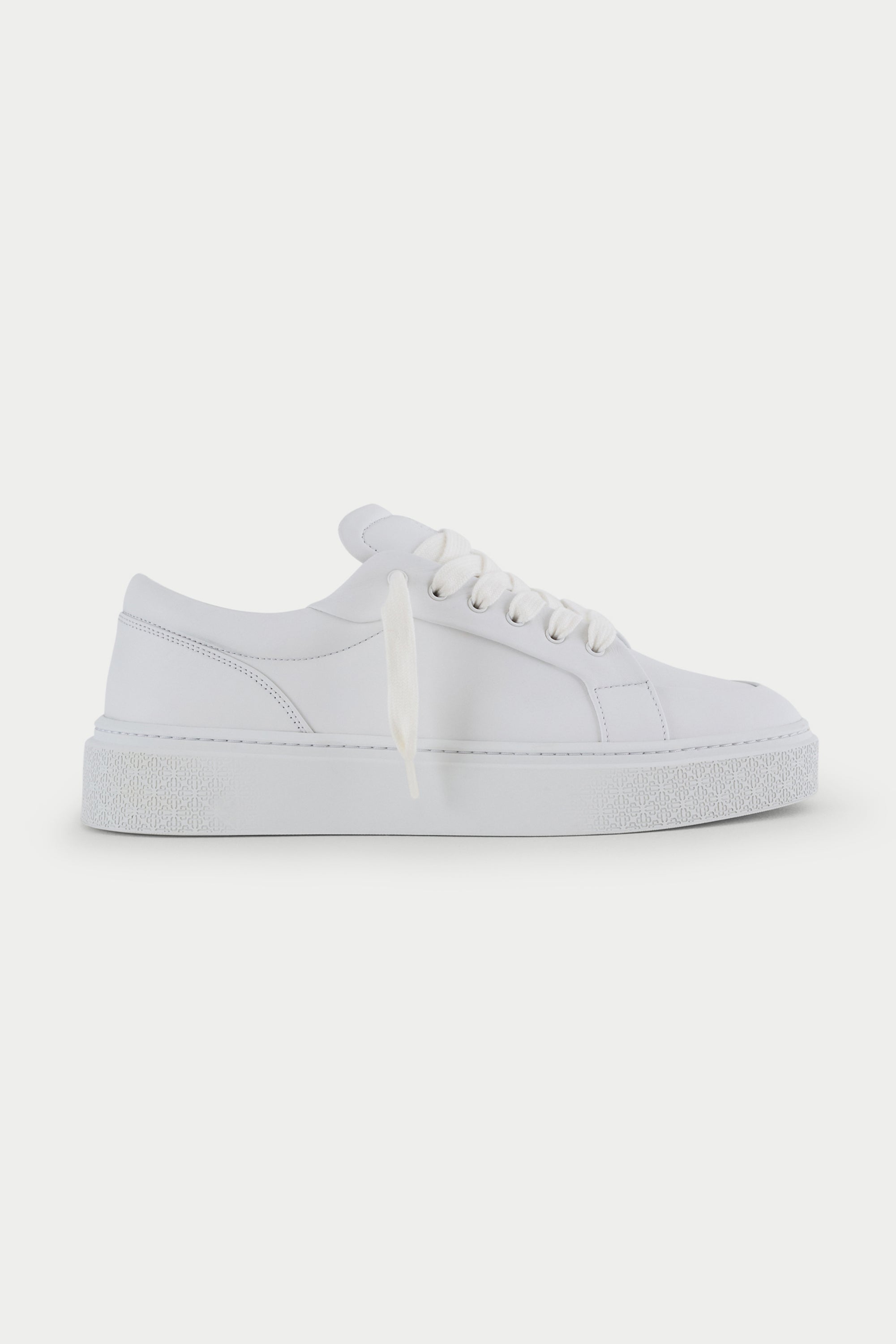 THE COUTURE CLUB AXIS SNEAKER - CHALK WHITE