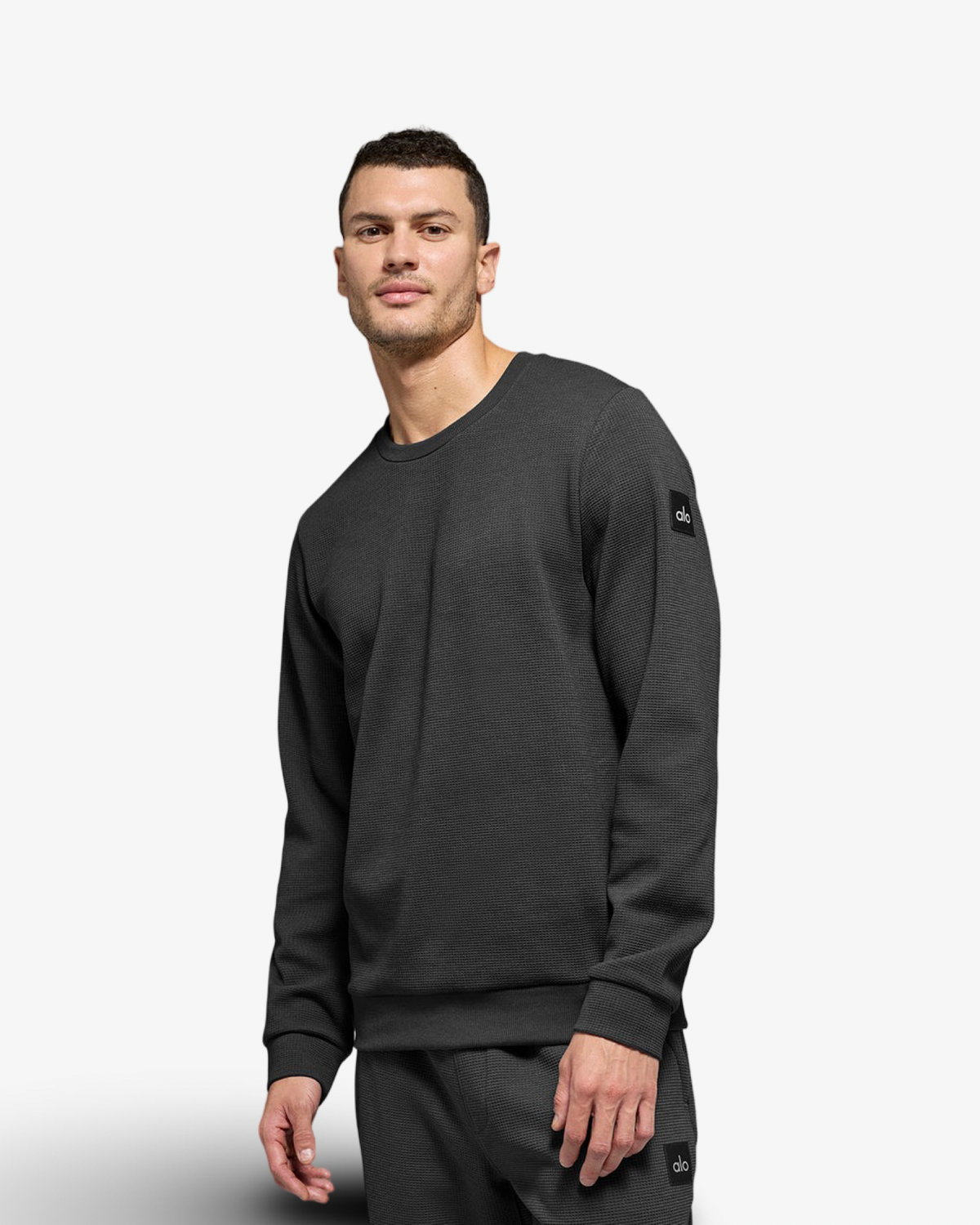 ALO WAFFLE LOUNGE CREW NECK CUFFED TRACKSUIT IN ANTHRACITE