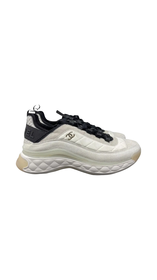 CHANEL PRE-LOVED CREAM CC LOGO TRAINER