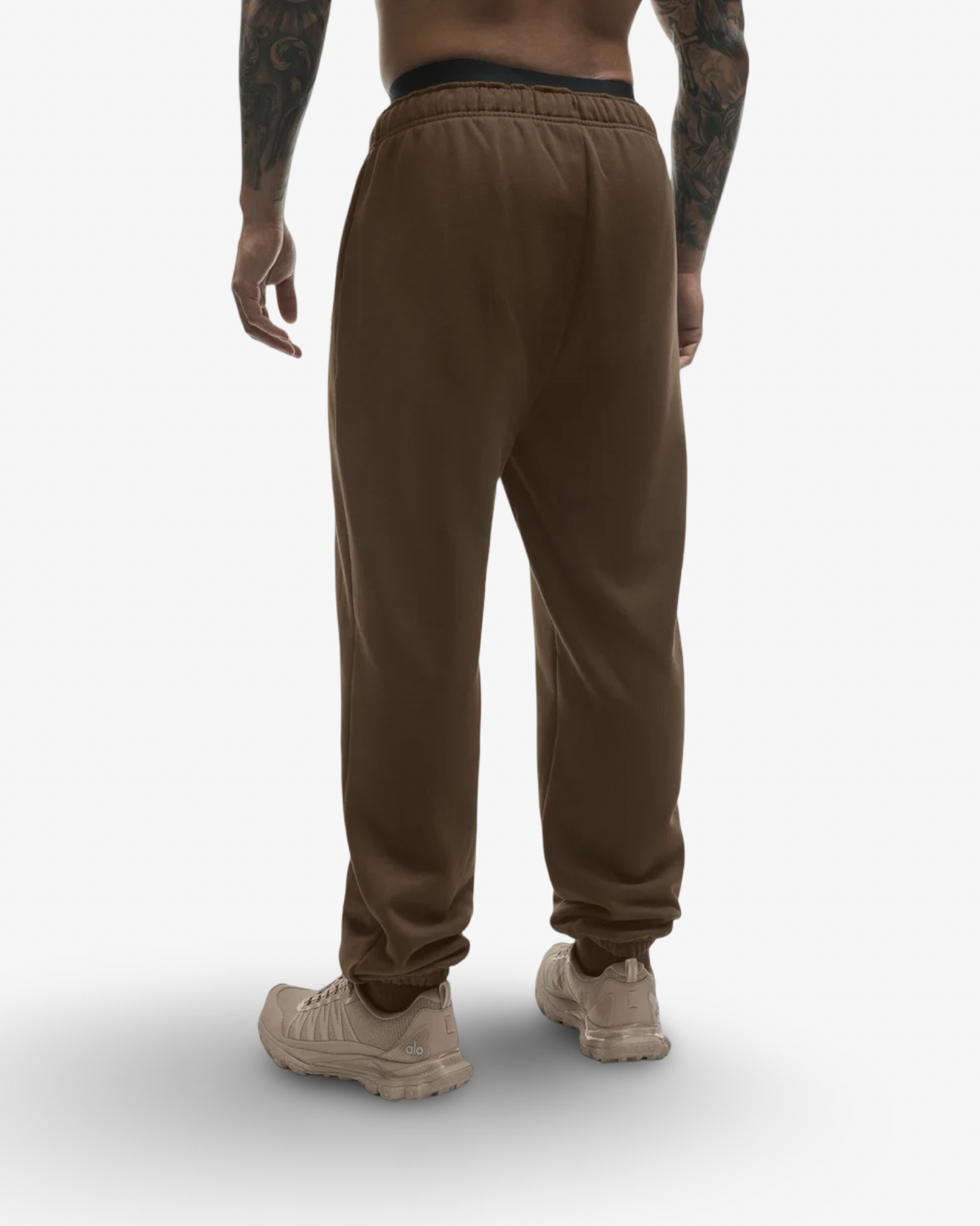 ALO ACCOLADE ESPRESSO CREW NECK & CUFFED LEG JOGGER TRACKSUIT
