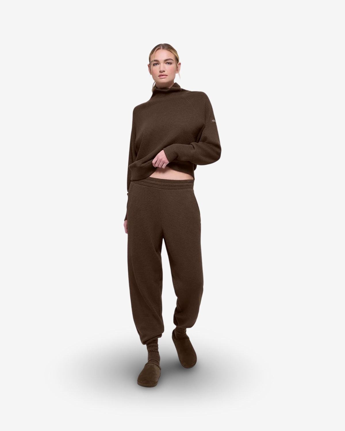 ALO WAFFLE MOCK NECK TRACKSUIT IN ESPRESSO