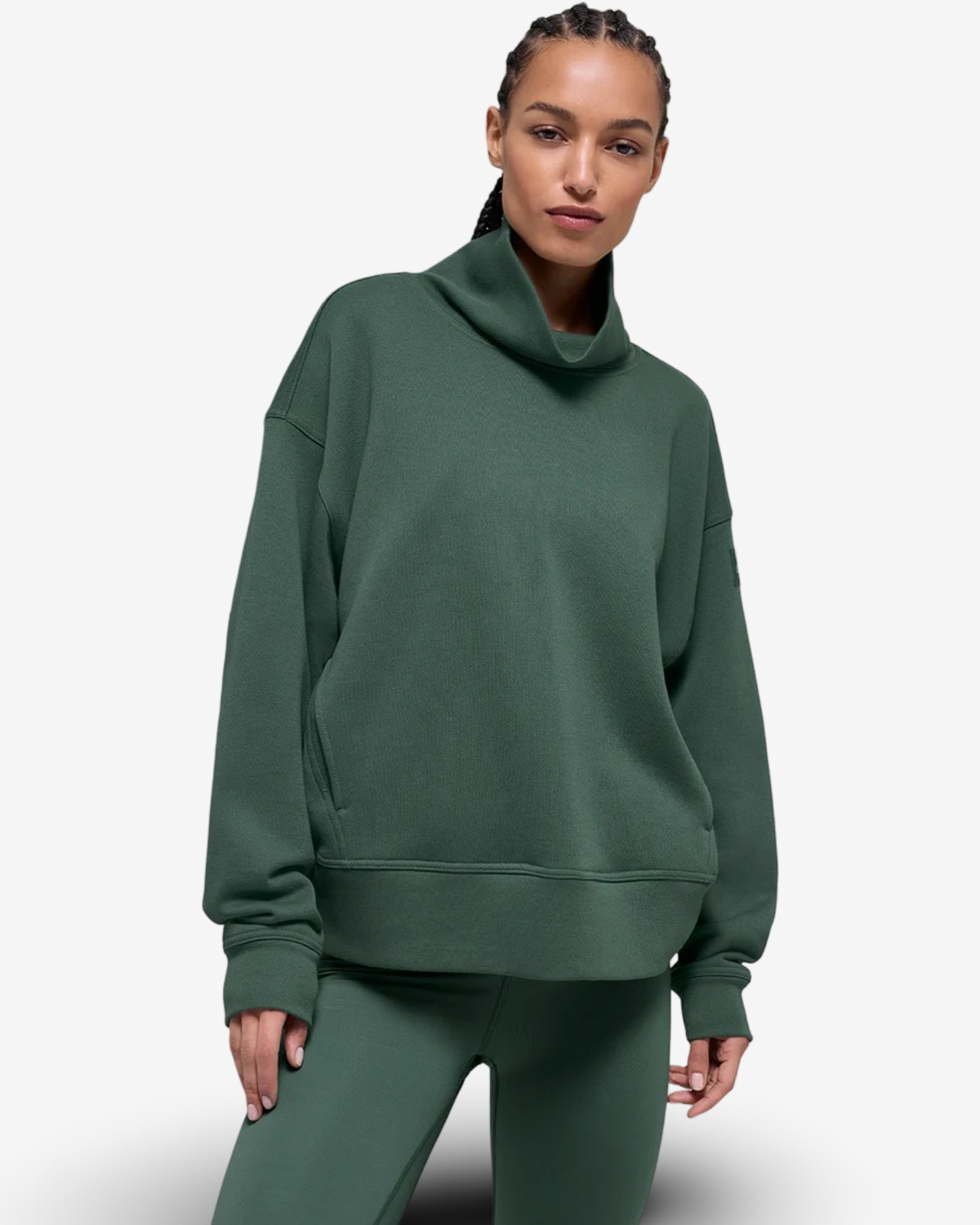 ALO HAZY MOCK NECK PULLOVER IN CLOVER GREEN