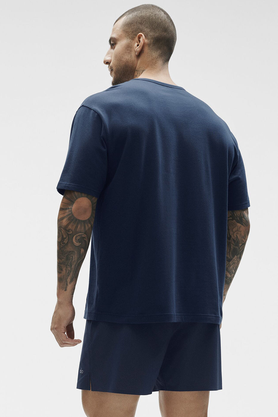 Alo Essential Short Sleeve Street Tee - Navy