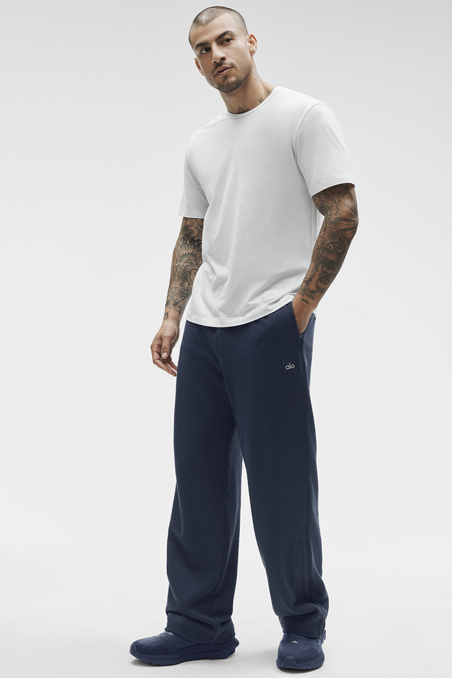 Alo Essential Short Sleeve Street Tee - White
