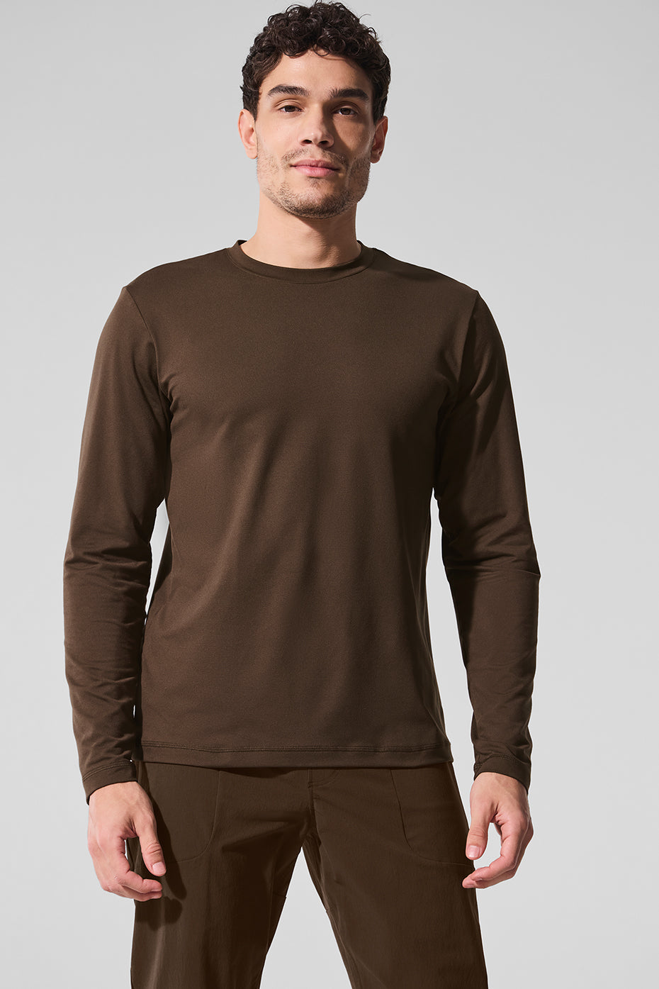 Alo Conquer Reform Crewneck Long Sleeve - Espresso
