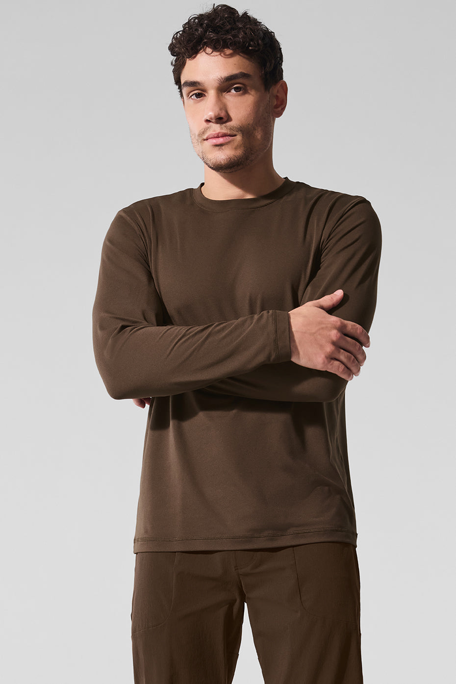 Alo Conquer Reform Crewneck Long Sleeve - Espresso