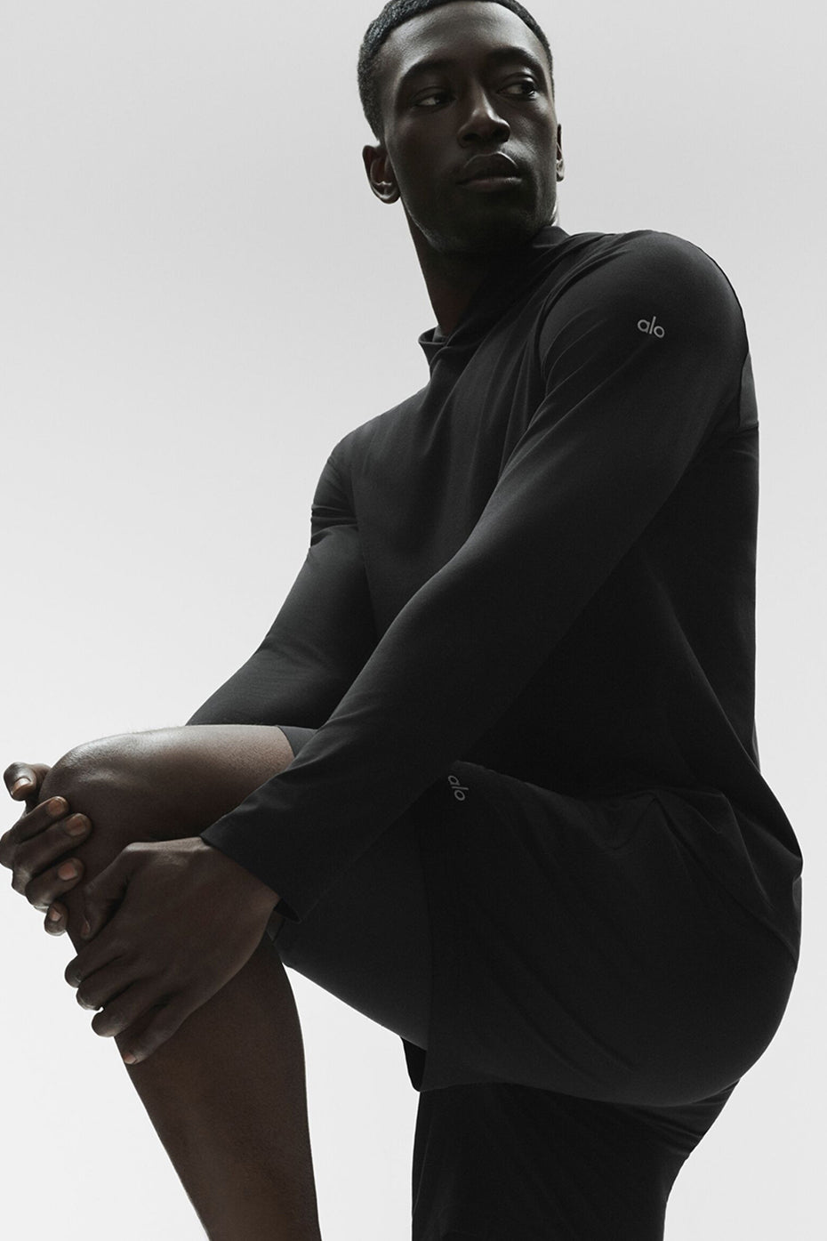 Alo Conquer Reform Long Sleeve With Hood - Black