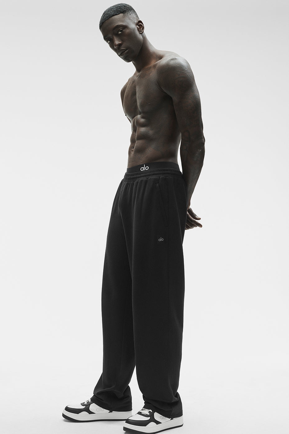 Alo Double Take Straight Leg Pant - Black
