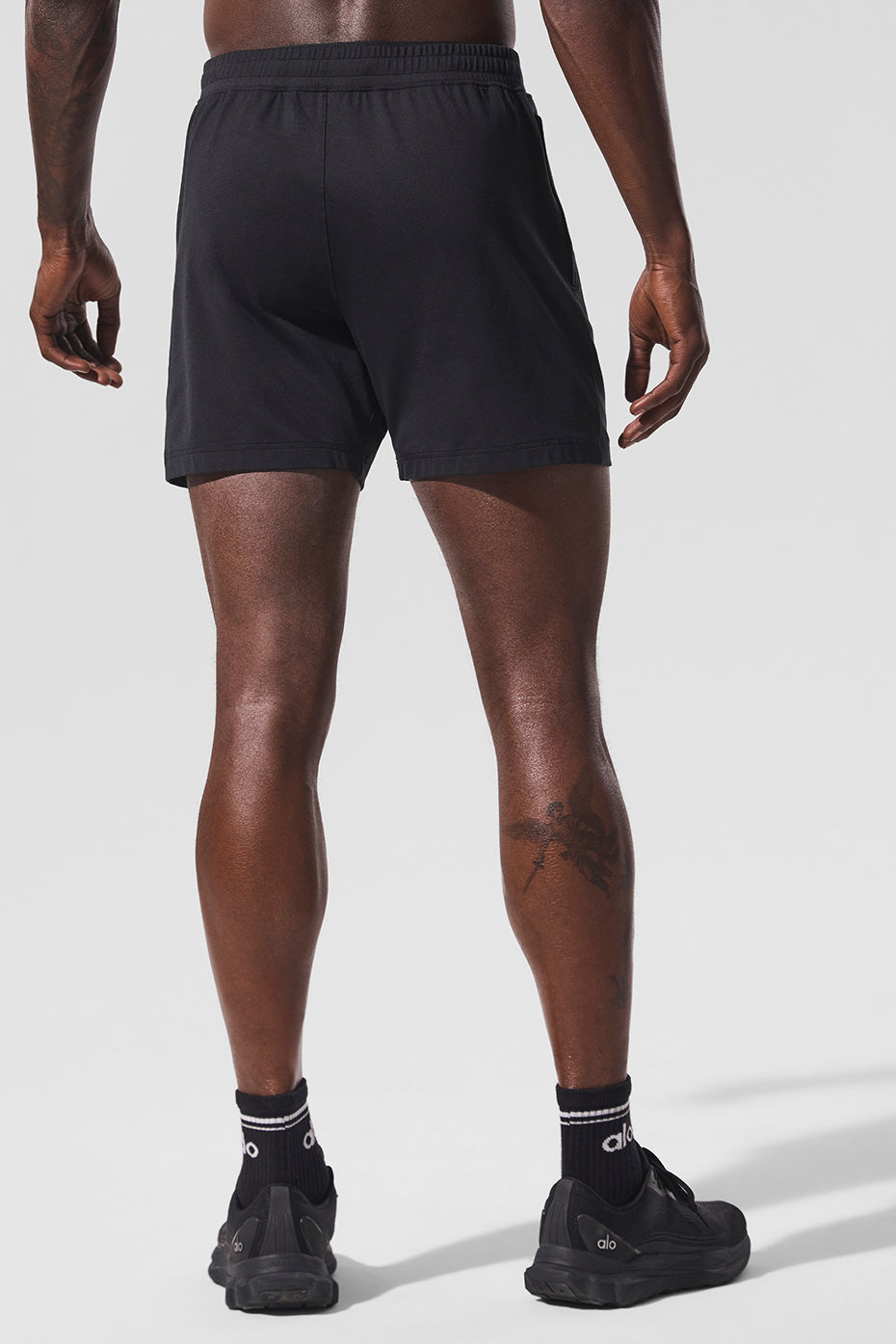 Alo 7" Conquer React Performance Short - Black