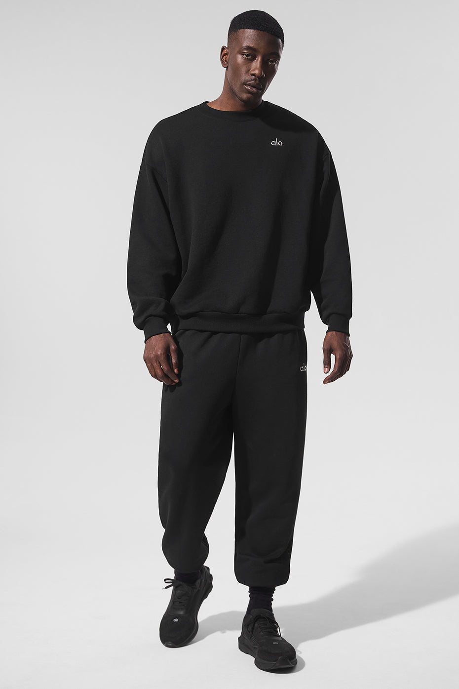 Alo Accolade Crewneck Pullover - Black