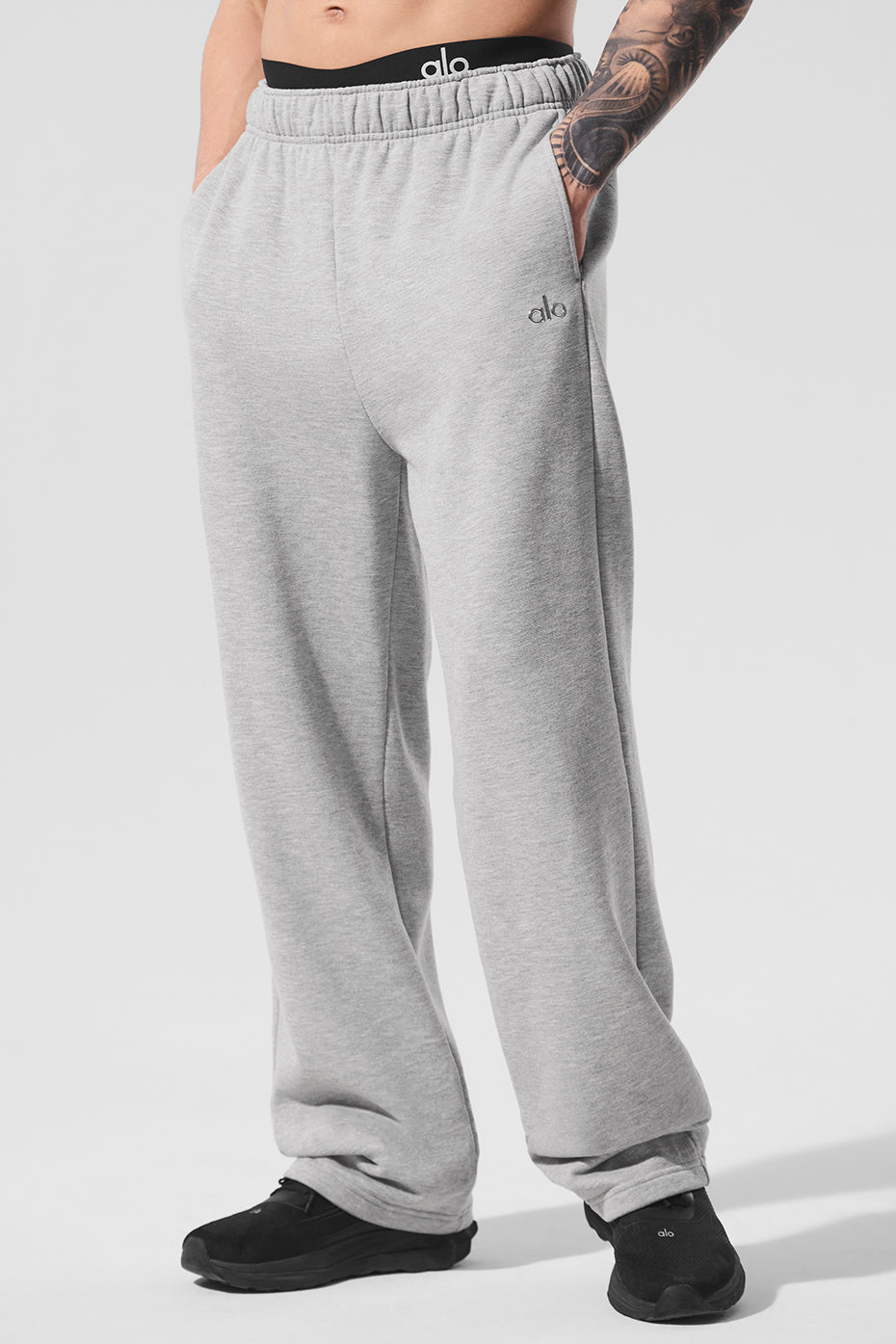 Alo Accolade Straight Leg Sweatpant - Athletic Heather Grey