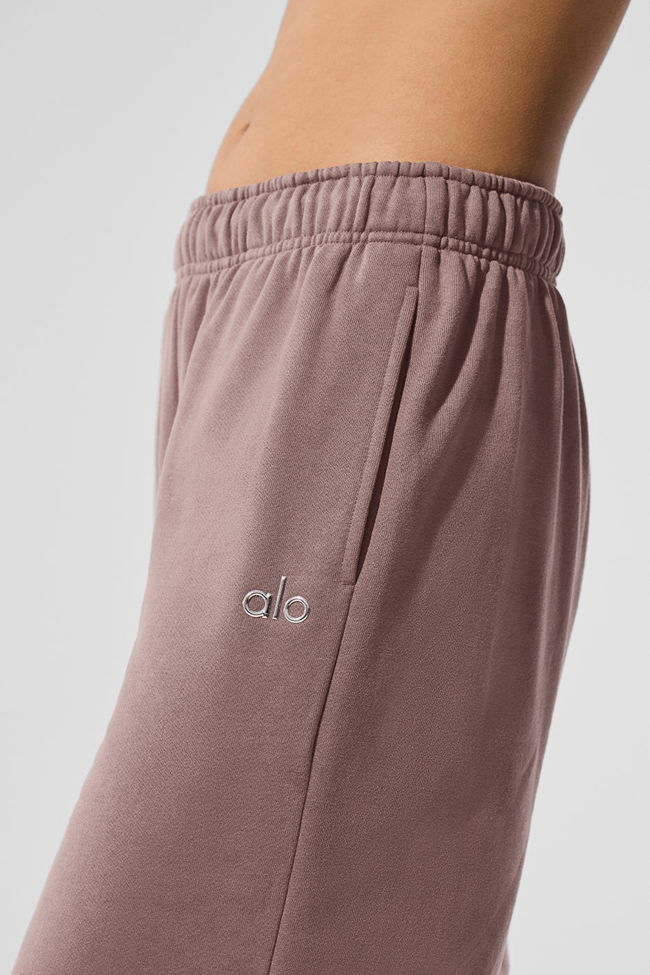 Alo Accolade Straight Leg Sweatpant - Mushroom