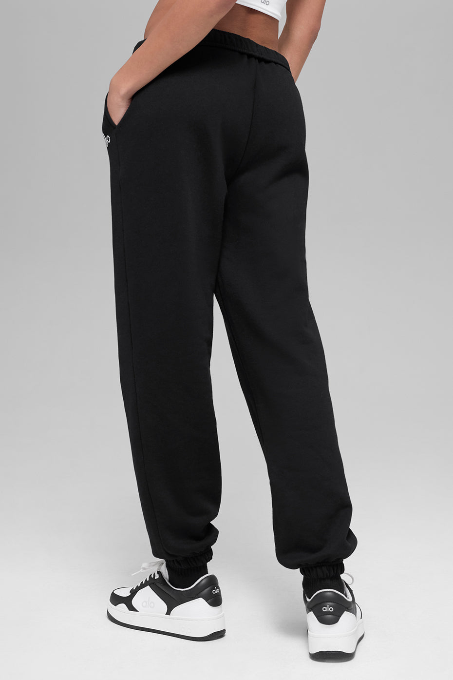 Alo Accolade Sweatpant - Black