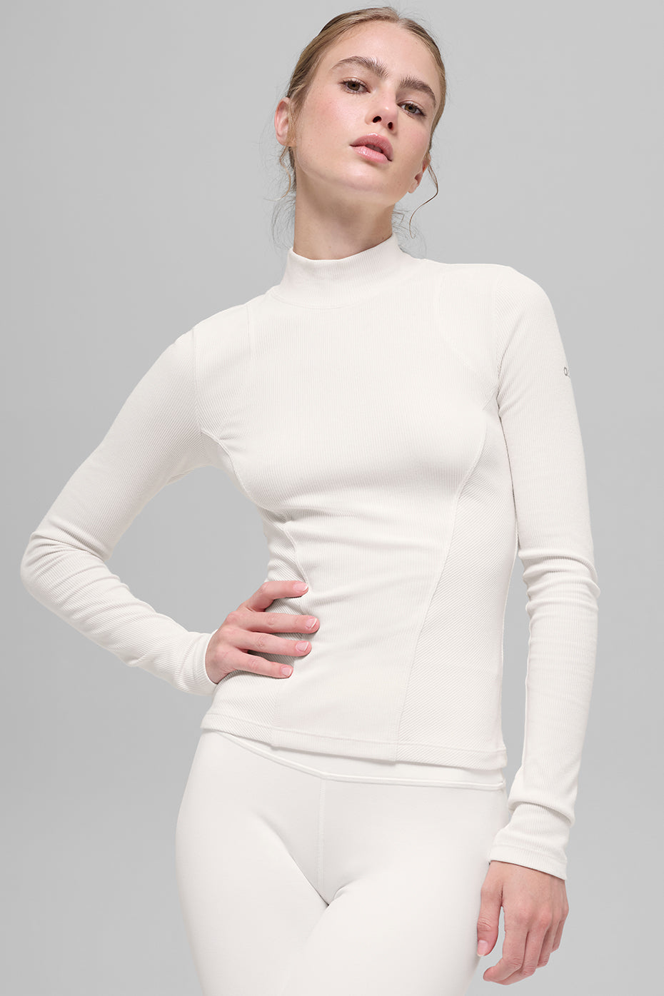 Alo Ribbed Mesmerize Mock Neck Long Sleeve - Ivory
